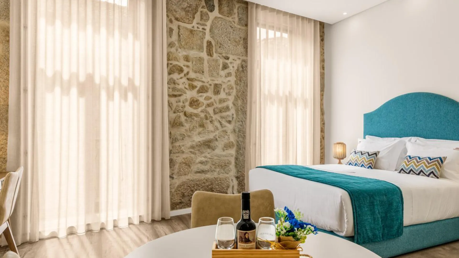 빌라 노바 드 가이아 296 헤리티지 아파트먼트 4성급 호텔 스위트룸