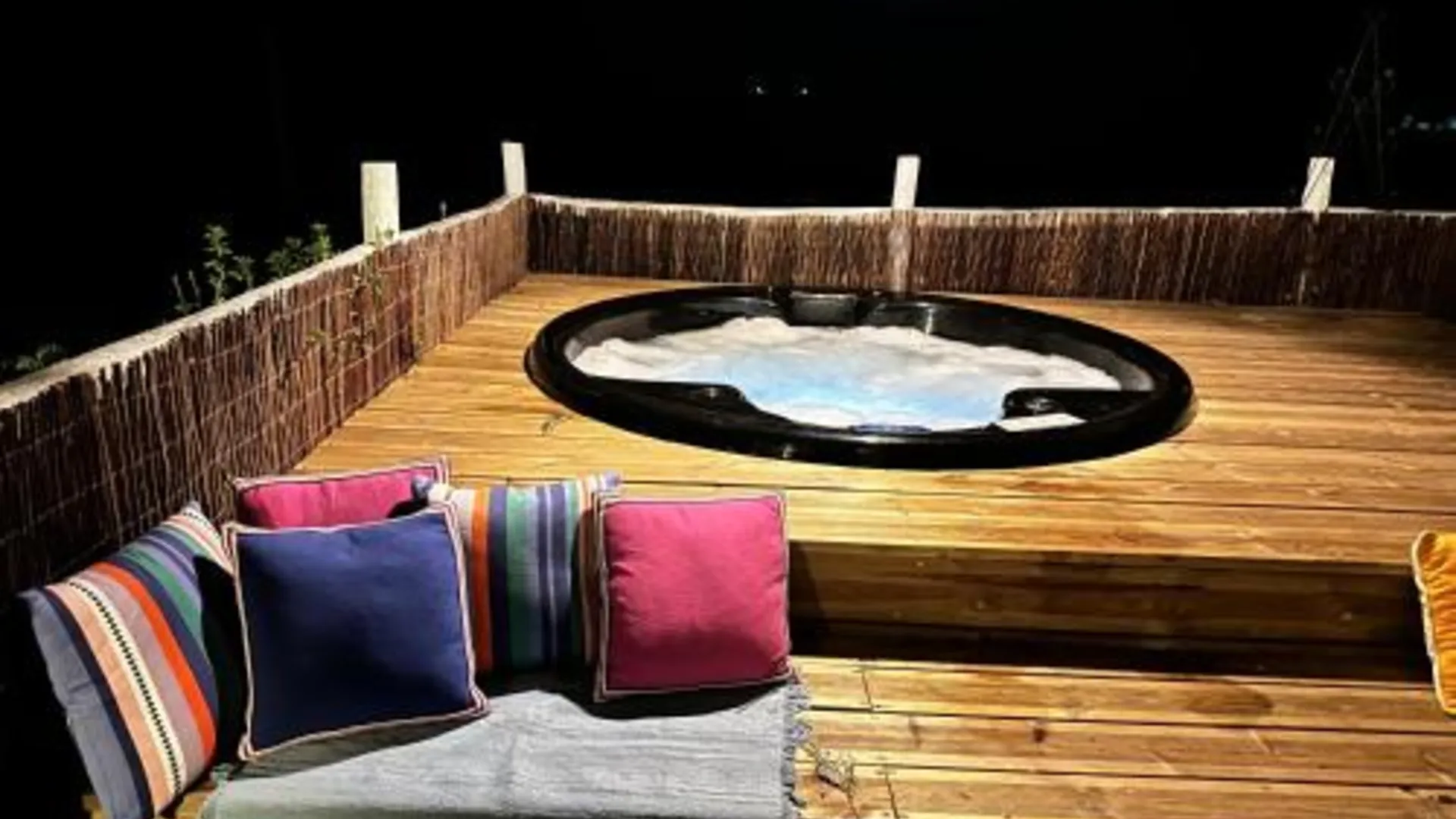 알주스트렐 Monte dos Poços 호텔 수영장