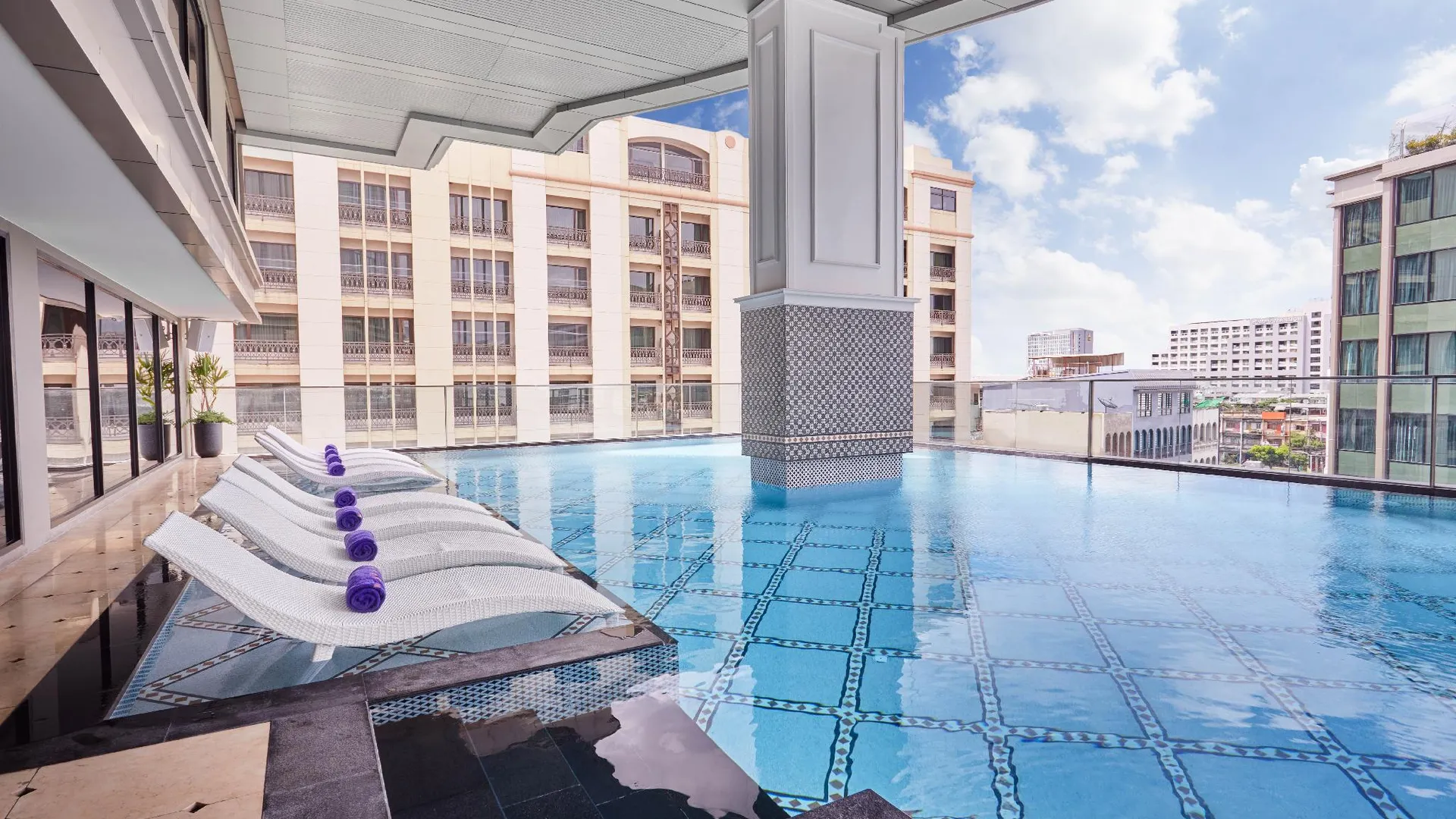 방콕 발리아 호텔 방콕 5성급 호텔 수영장