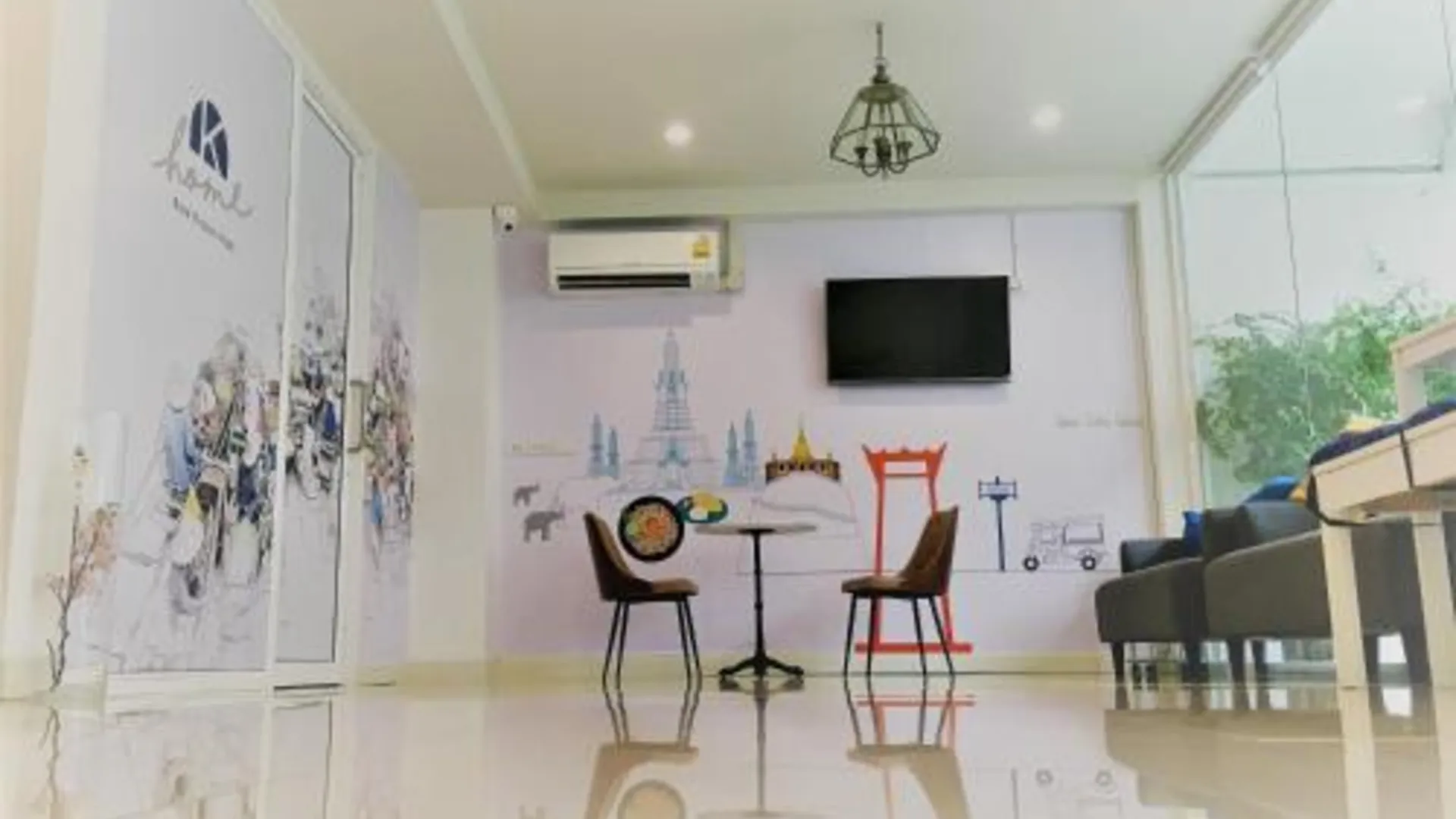 방콕 K 홈 아속 2성급 호텔 외관