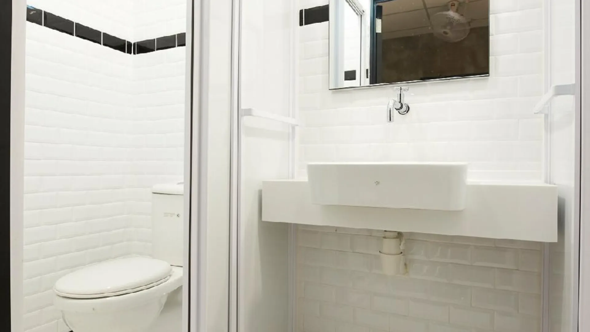 이포 켈레방의 스튜디오 프라이빗 하우스 (10m², 프라이빗 욕실 1개) 2성급 싱글룸 스위트룸