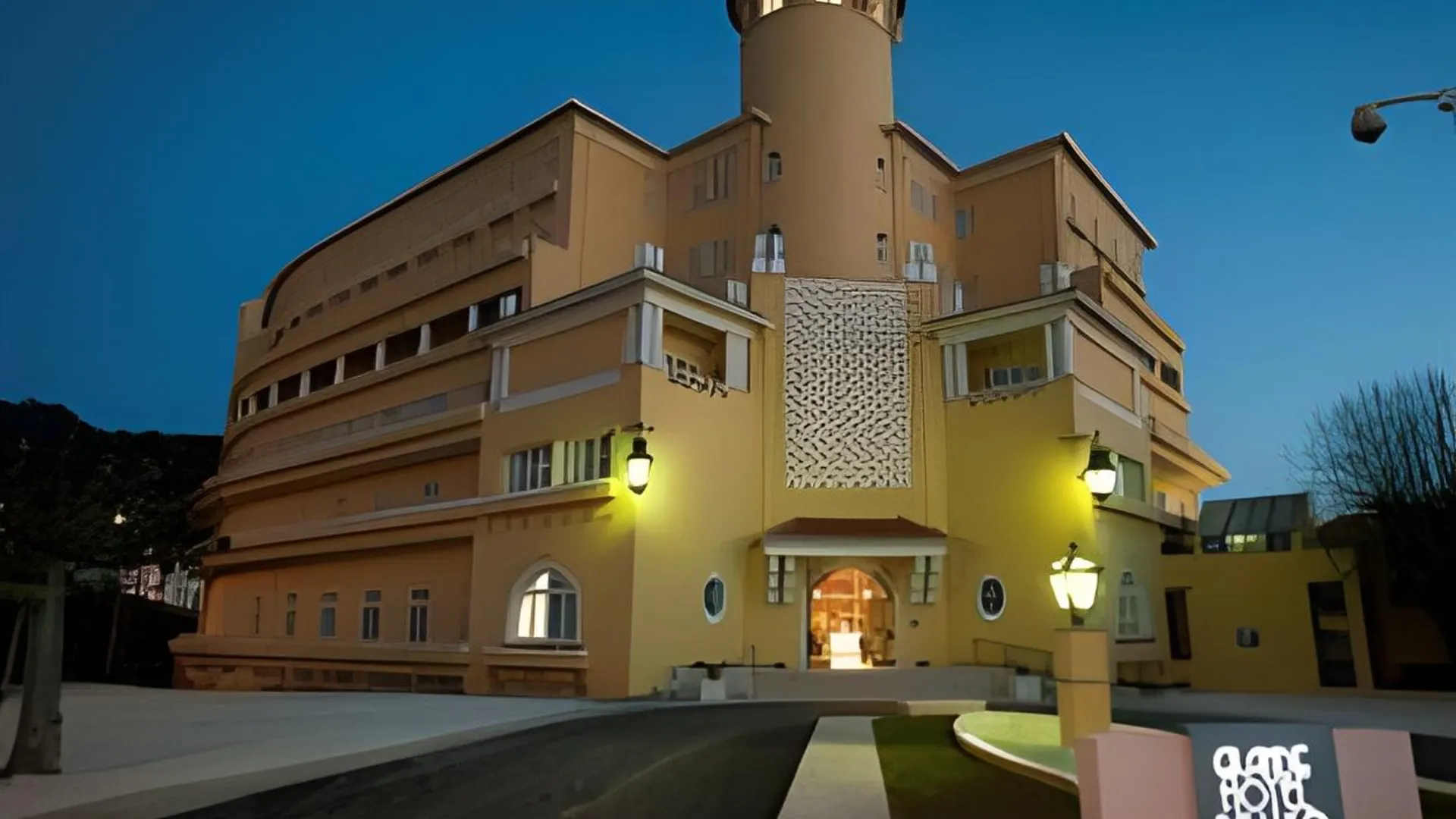 밀하다 그란데 호텔 드 루소 4성급 호텔 객실