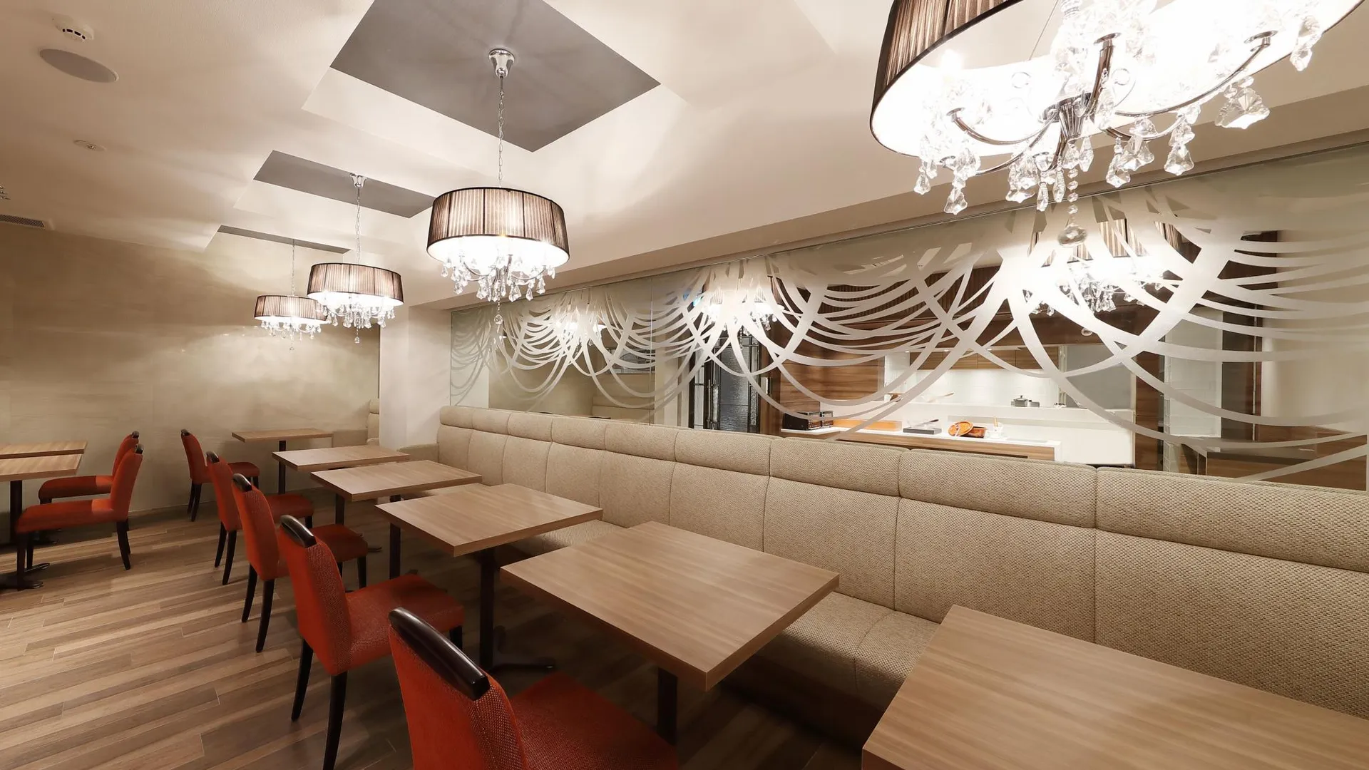 오사카 호텔 사쿠라스위트 오사카 2성급 호텔 스위트룸