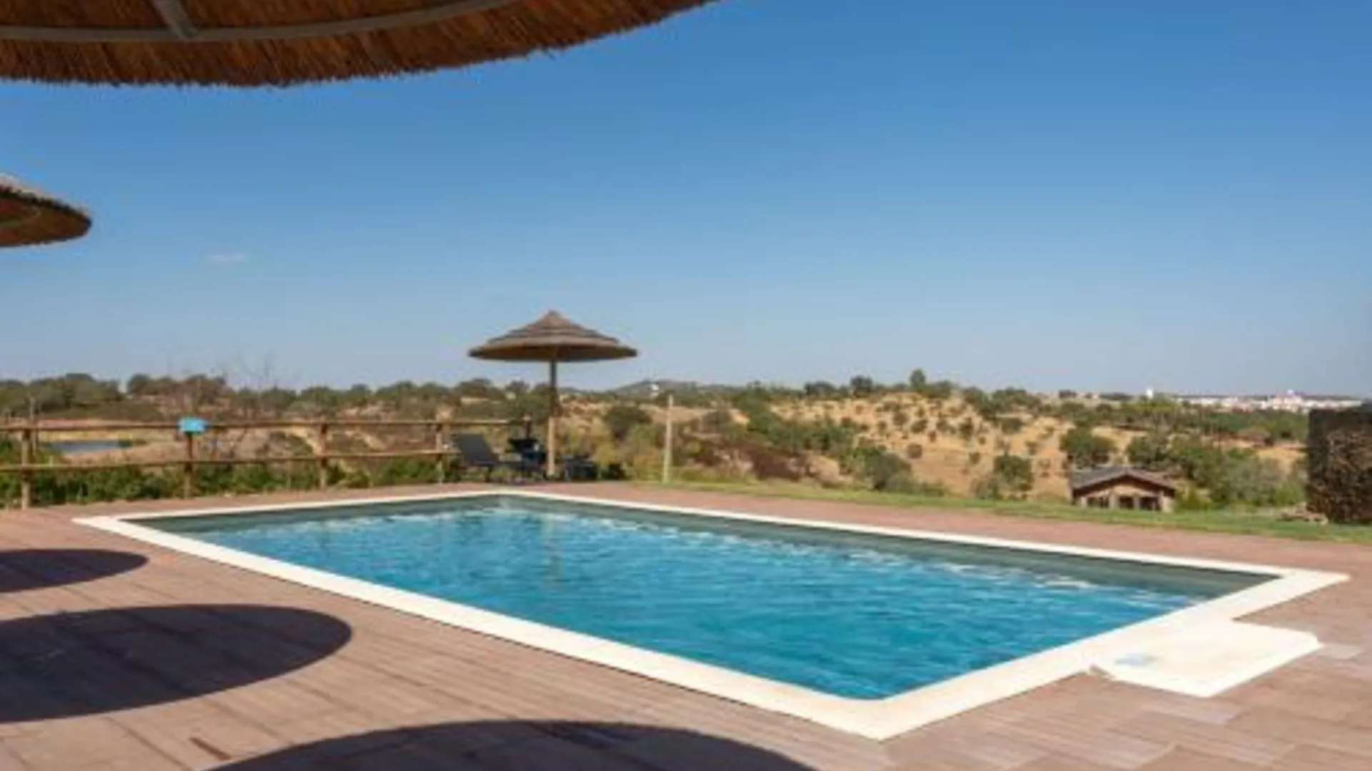 알모도바 Monte Clérigo Casas de Campo 4성급 호텔 외관