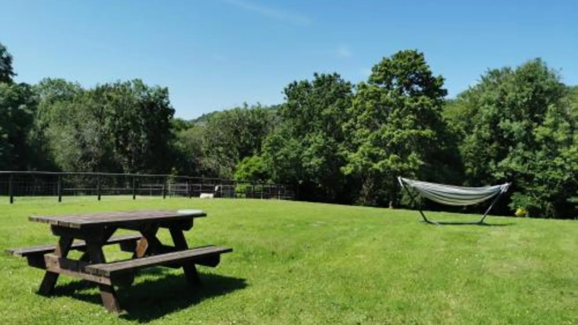 테그린 Wellstone Cottages - Honeysuckle 4성급 싱글룸 레스토랑