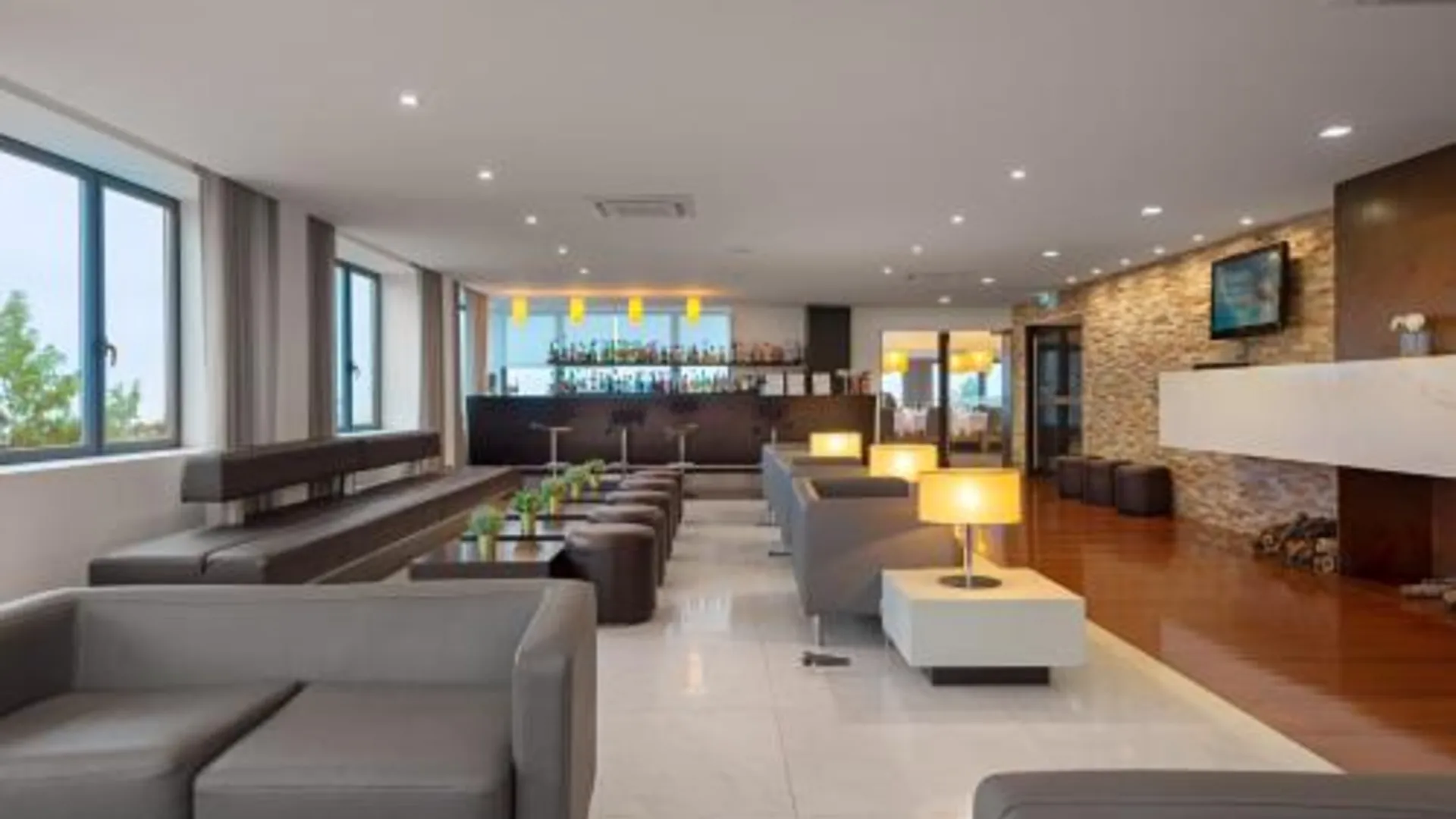 알파림 Hotel dos Zimbros 4성급 호텔 로비