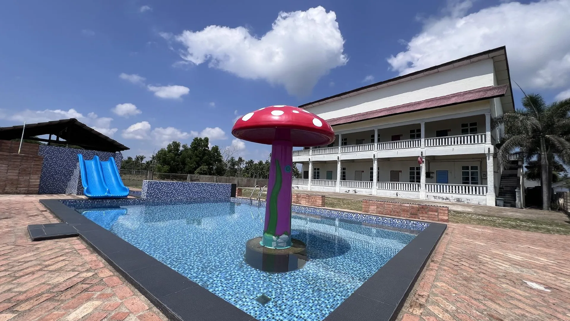 쿠안탄 Saujana Villa Cherok Paloh, Kuantan Beach  2성급 호텔 객실