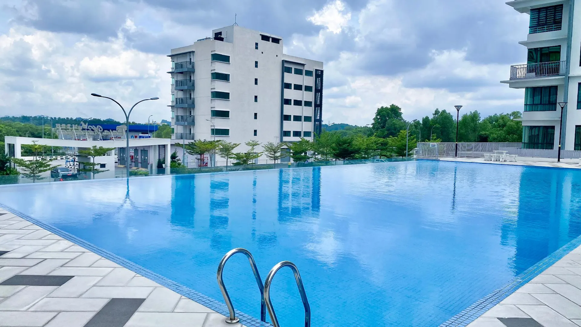 이포 캄퐁 울루 세포르의 아파트먼트 (850m², 침실 3개, 프라이빗 욕실 2개) 3성급 싱글룸 전망