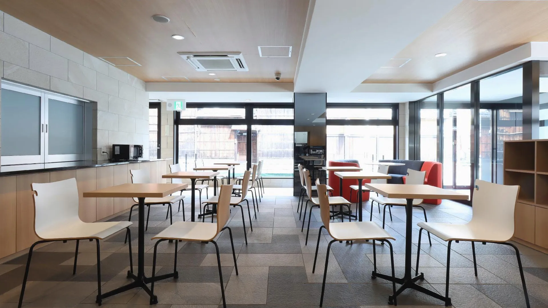 교토 호텔 글래드 원 교토 시치조 바이 엠 3성급 호텔 외관