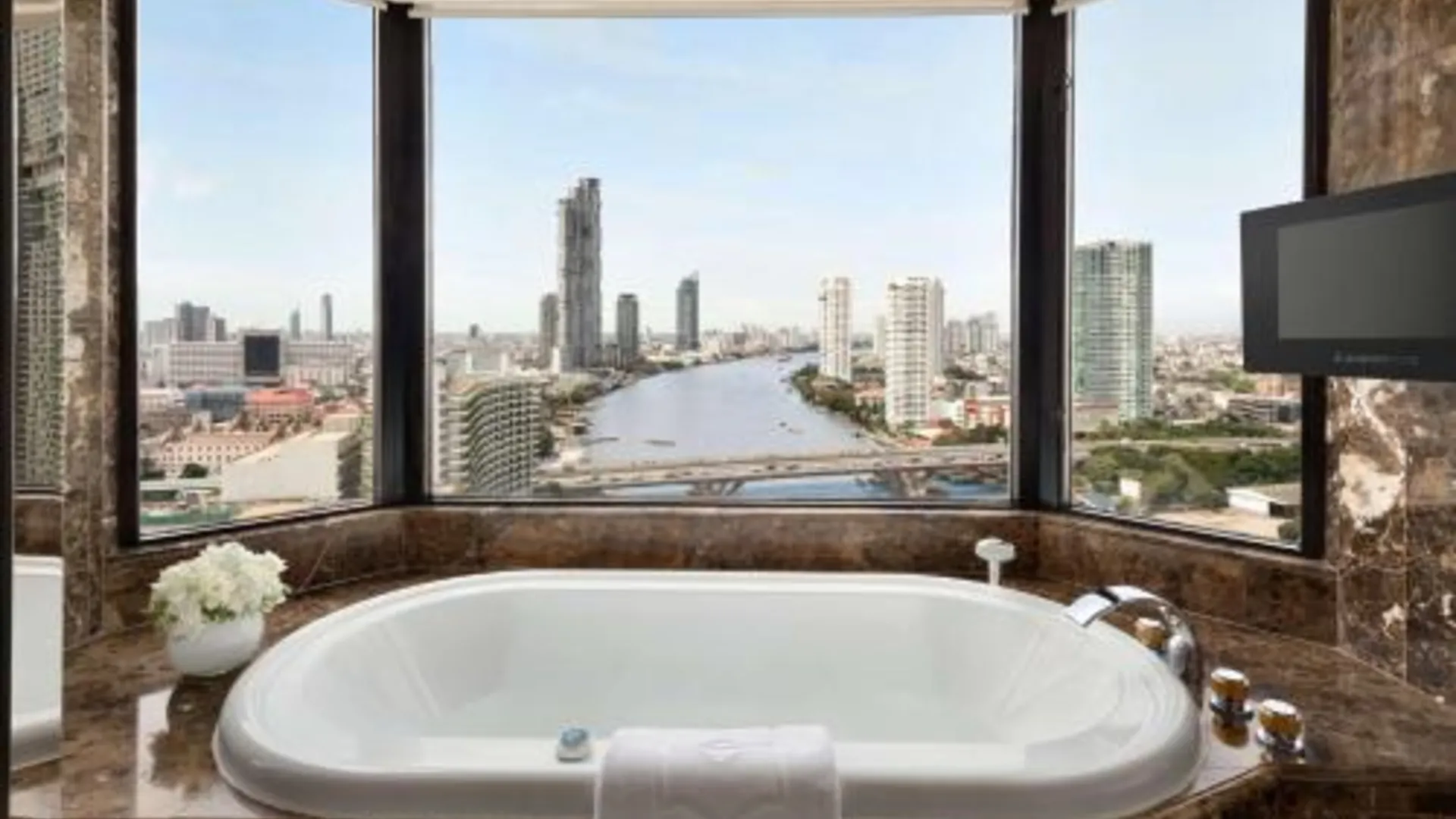 방콕 샹그릴라 방콕 5성급 호텔 수영장