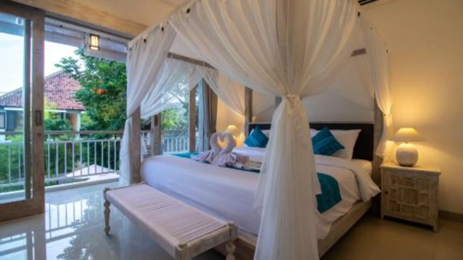 발리 Sayang Sanur Duplex 3성급 게스트하우스 스위트룸