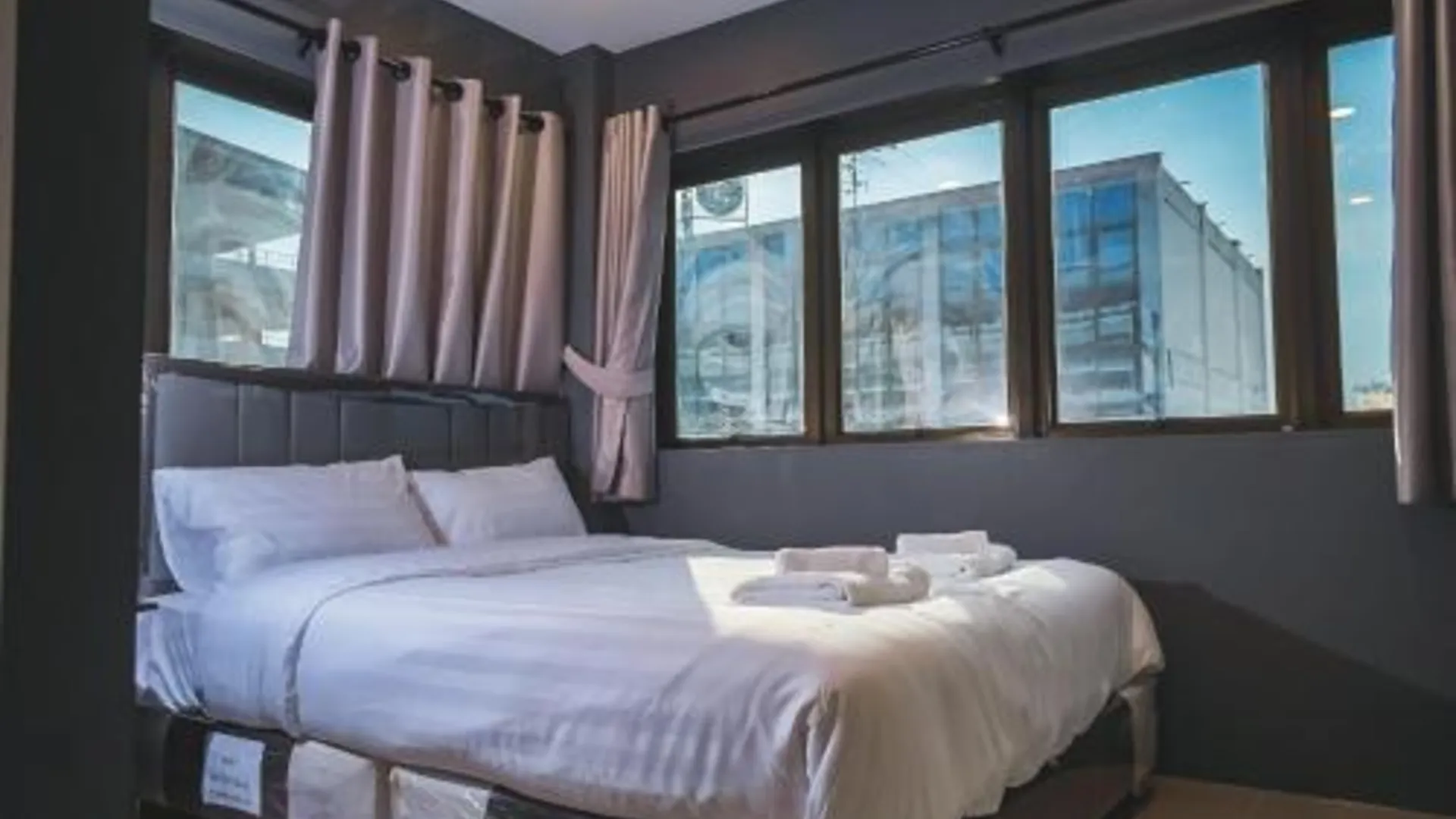 방콕 브리지 돈므앙 4성급 호텔 스위트룸