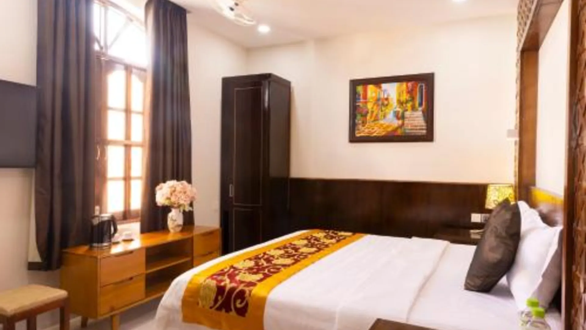 호치민 아타나 사이공 부티크 호텔 II 2성급 호텔 스위트룸