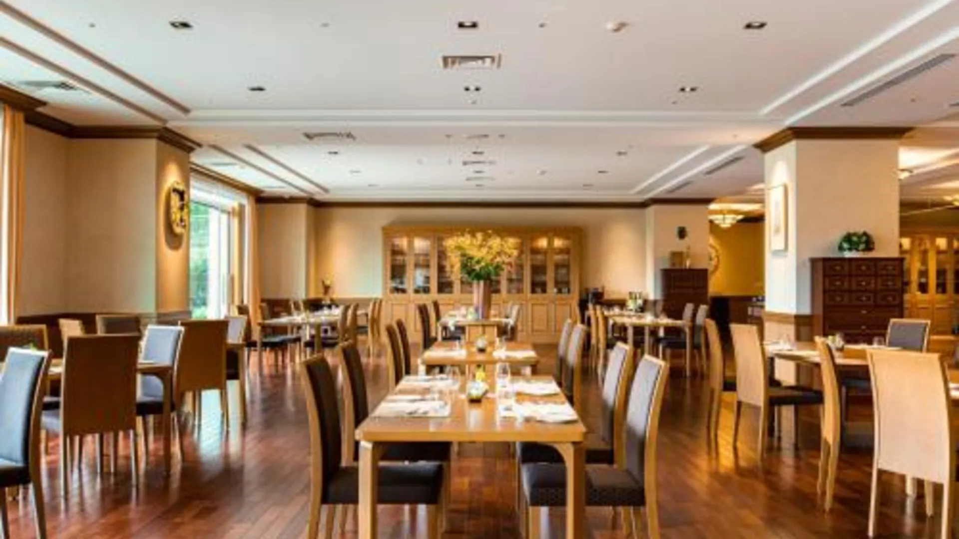 후쿠오카 GrandEmpireHotel 3성급 호텔 외관