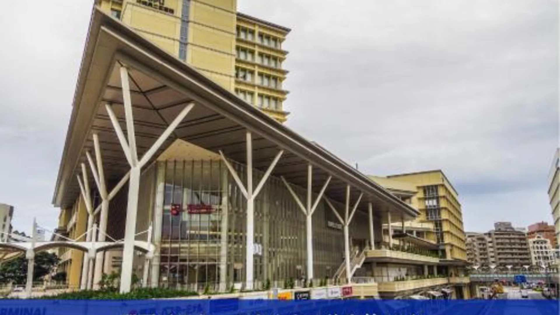 오키나와 본섬 Hotel SERA LUNA -ホテル セラルナ- 3성급 호텔 외관