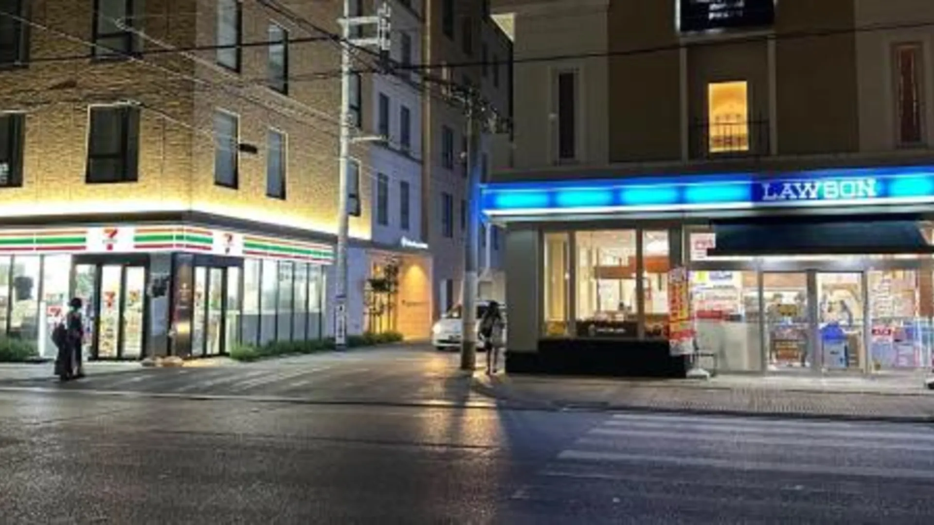 오키나와 본섬 hotel gala city only 5 mins to Kokusai Street 24 square meters room 3성급 호텔 로비