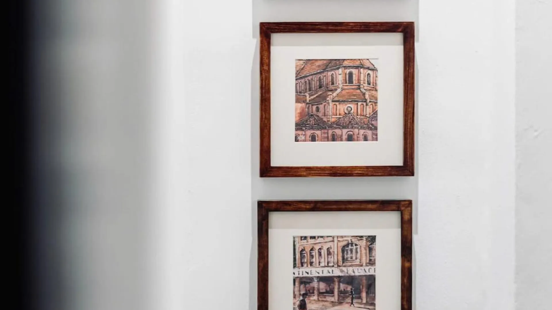 호치민 3rd floor big balcony studio, center of HCM city ! 2성급 싱글룸 스위트룸