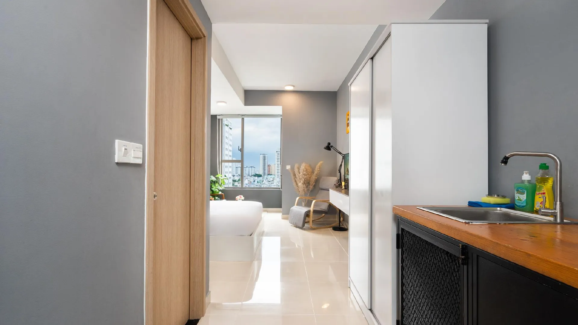 호치민 4군의 스튜디오 아파트먼트 (28m², 프라이빗 욕실 1개) 4성급 싱글룸 로비