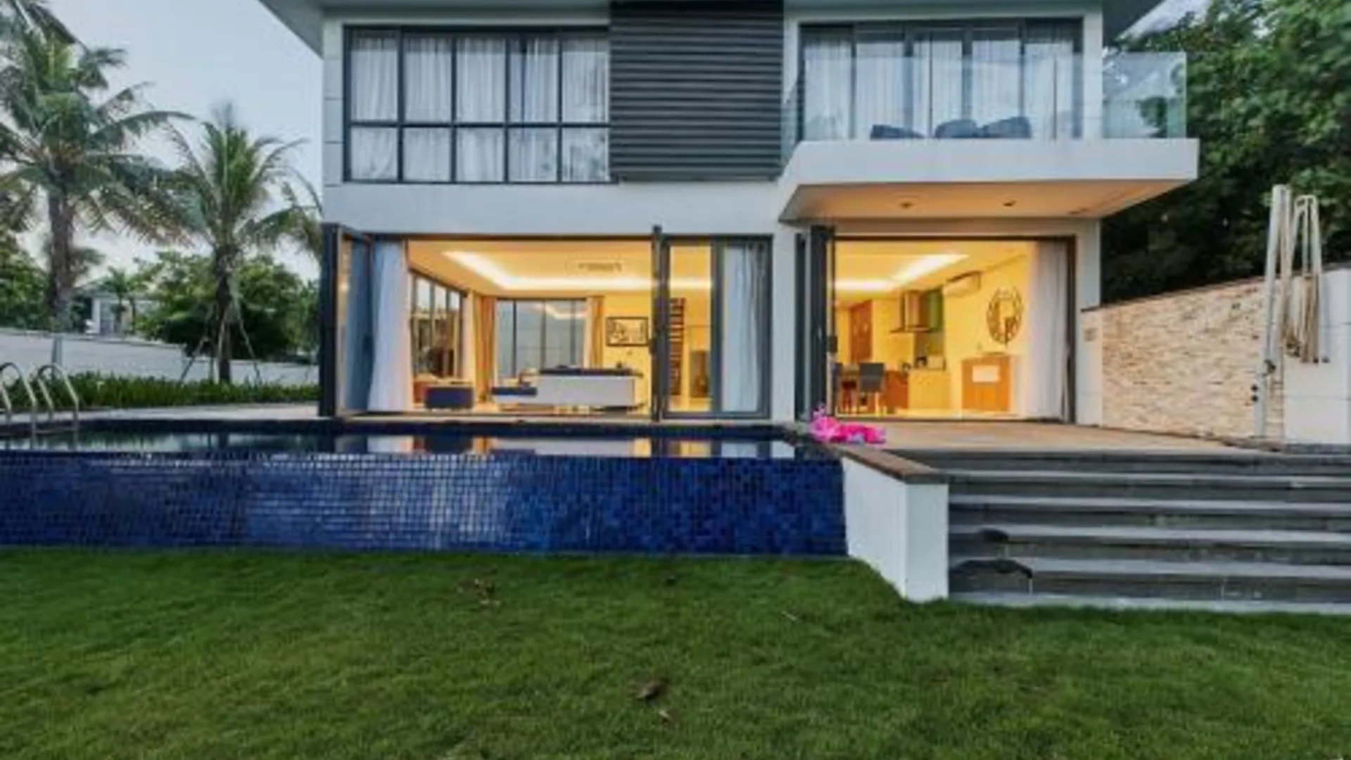 다낭 Luxury Pool Villa Close To The Private Beach 5성급 호텔 전망