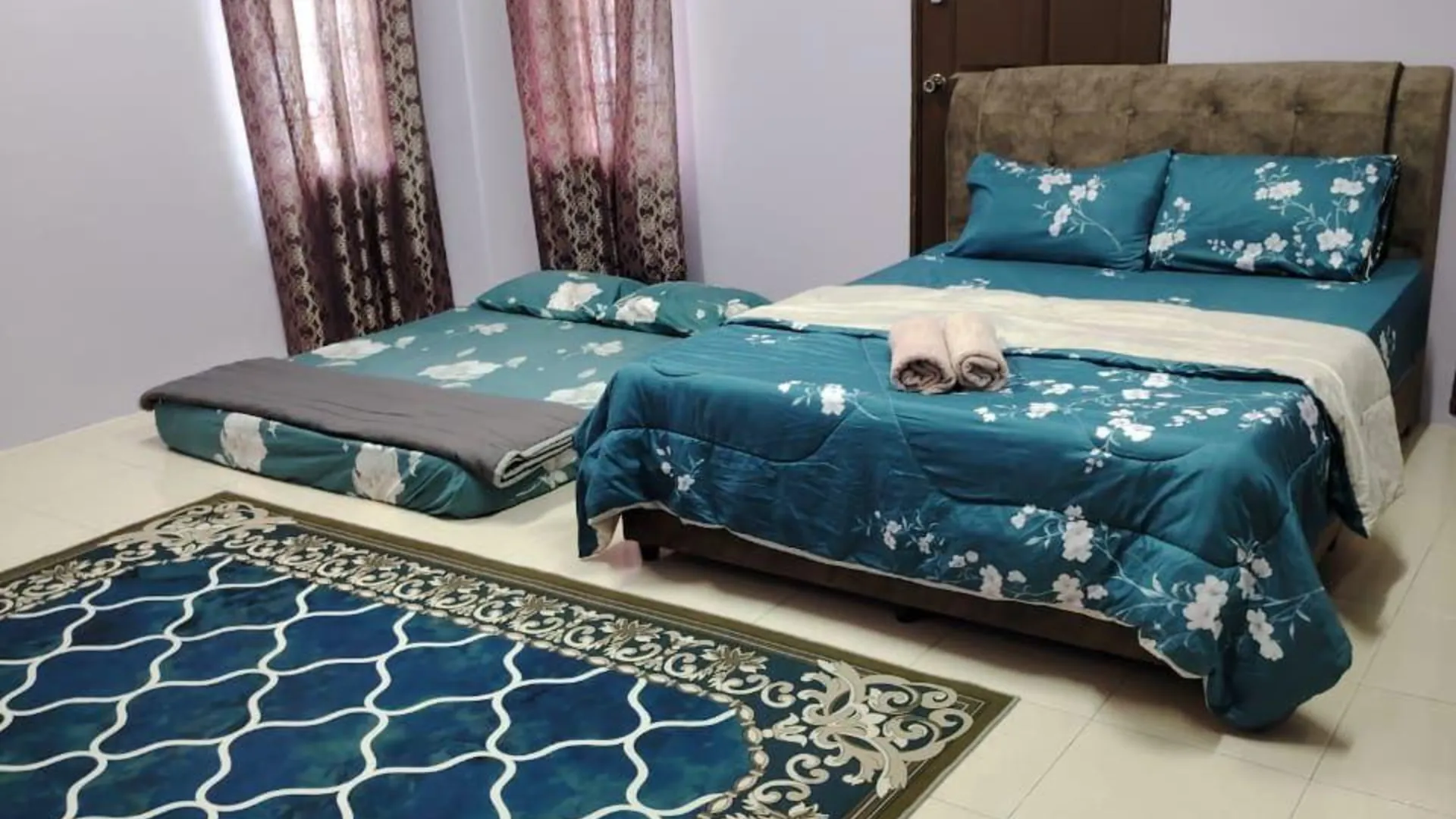 말라카 멀리나우의  (1000m², 침실 3개, 프라이빗 욕실 2개) 2성급 게스트하우스 스위트룸