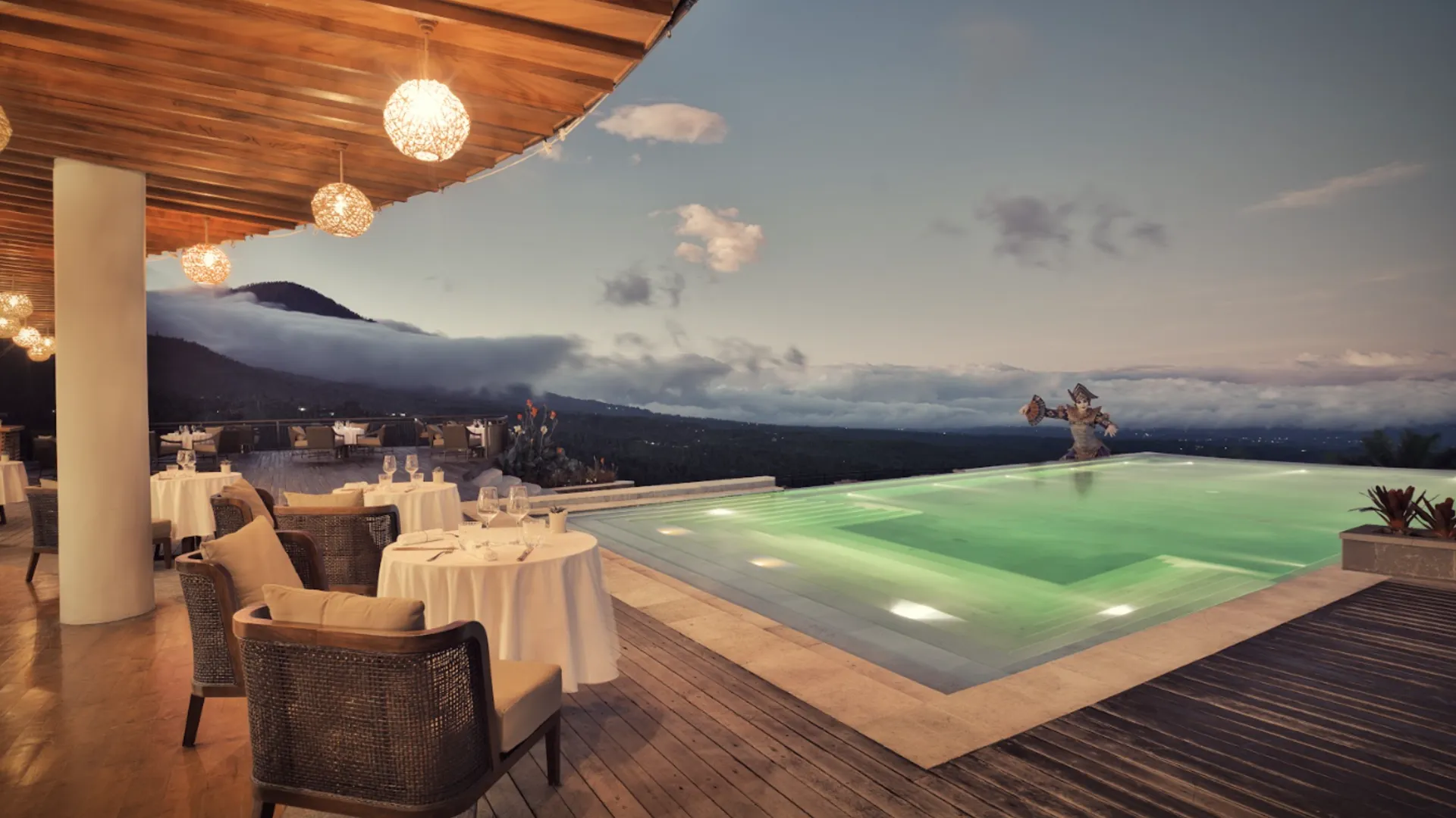 발리 엘리베이트 발리 5성급 호텔 로비