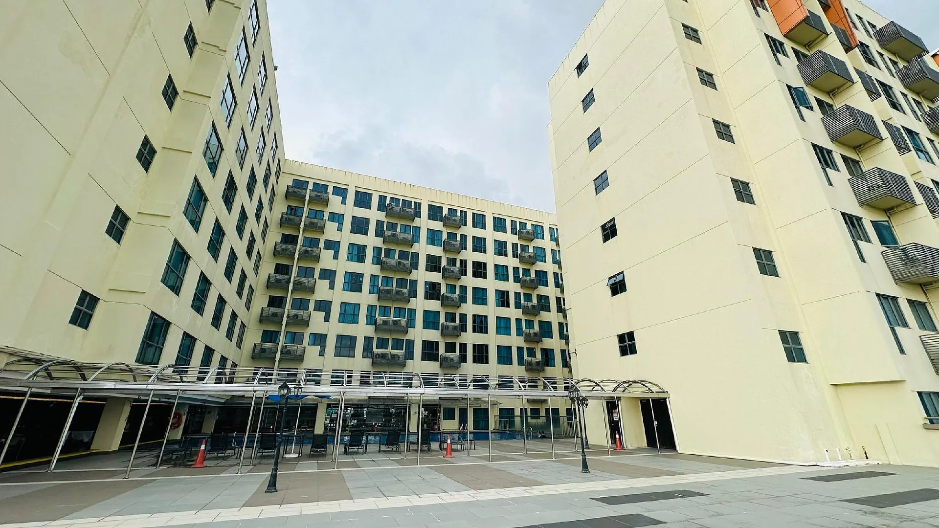 코타키나발루 시티 센터의 스튜디오  (45m², 프라이빗 욕실 1개) 2성급 싱글룸 외관