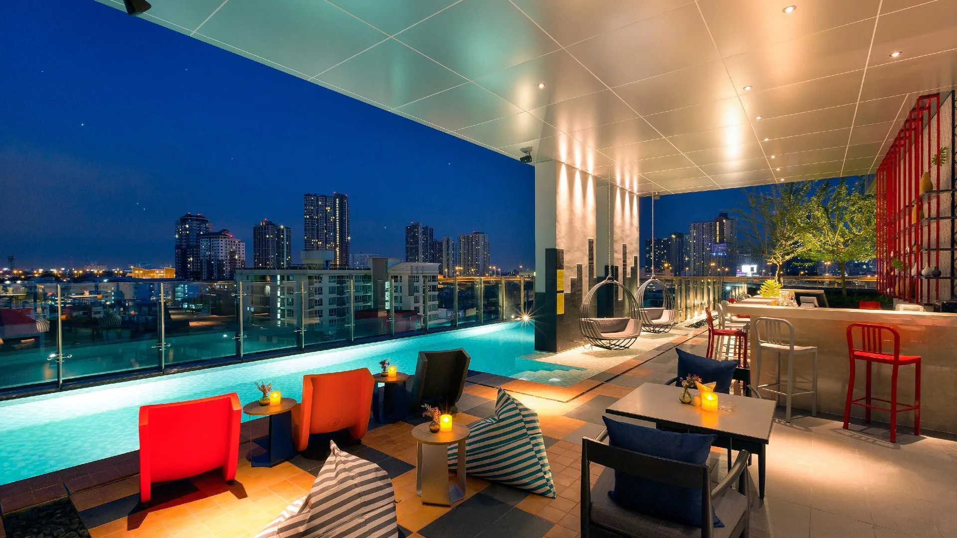 방콕 이비스 스타일 방콕 수쿰빗 프라 카농 4성급 호텔 외관