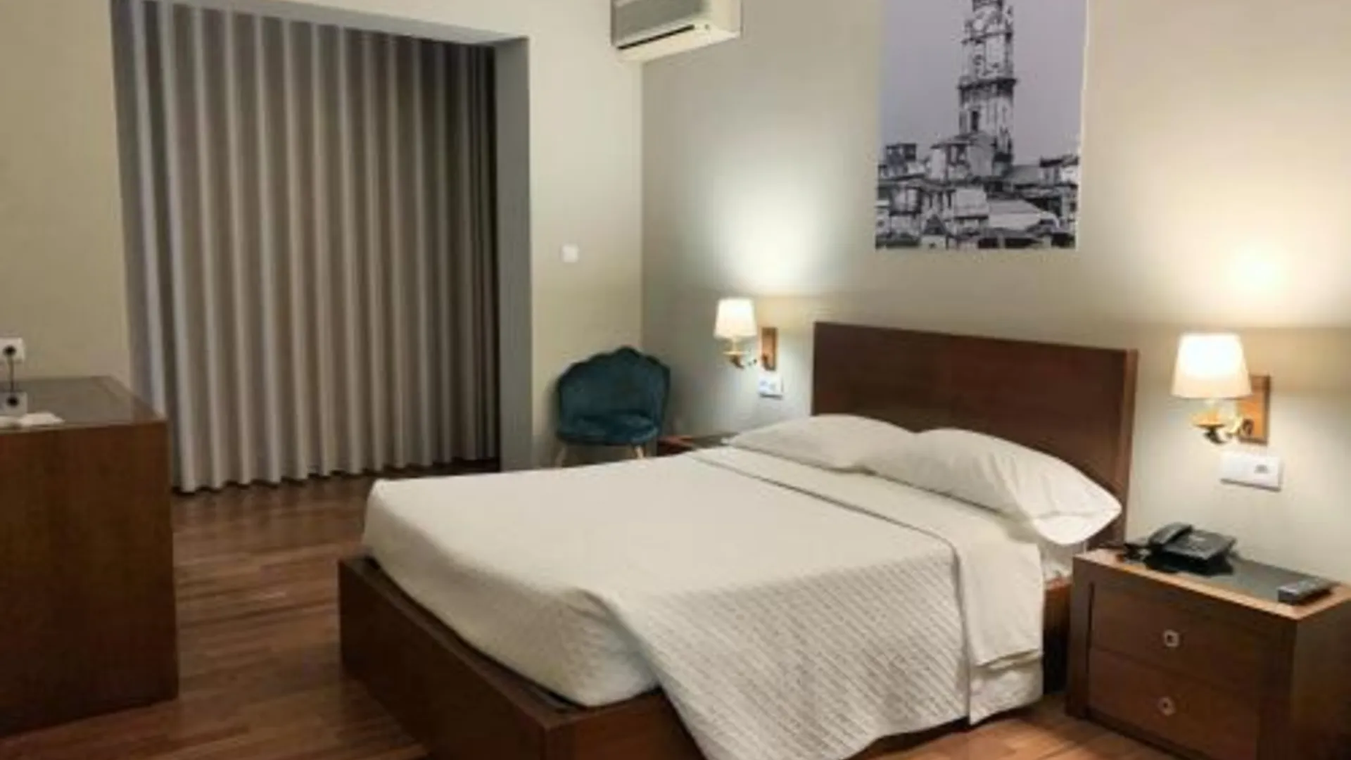 마이아 Hotel Puma 2성급 호텔 스위트룸