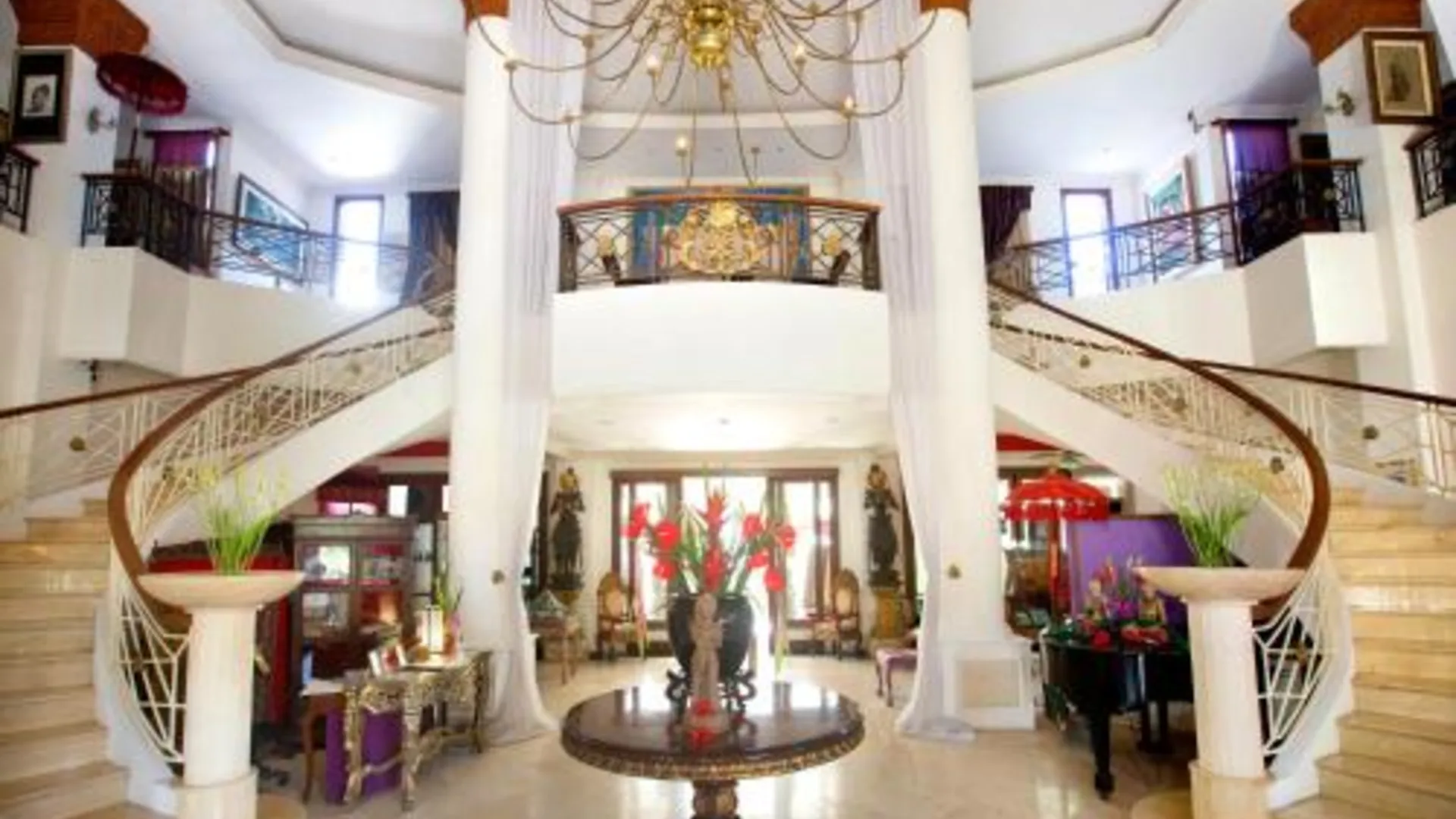 발리 더 맨션 리조트 호텔 앤 스파 4성급 호텔 로비