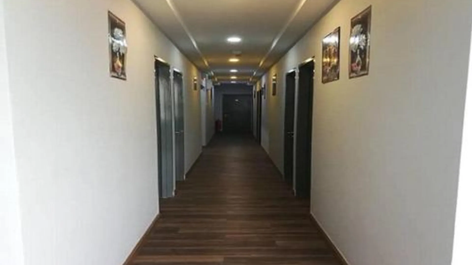 숭가이 페타니 럭키 호텔 1성급 호텔 외관