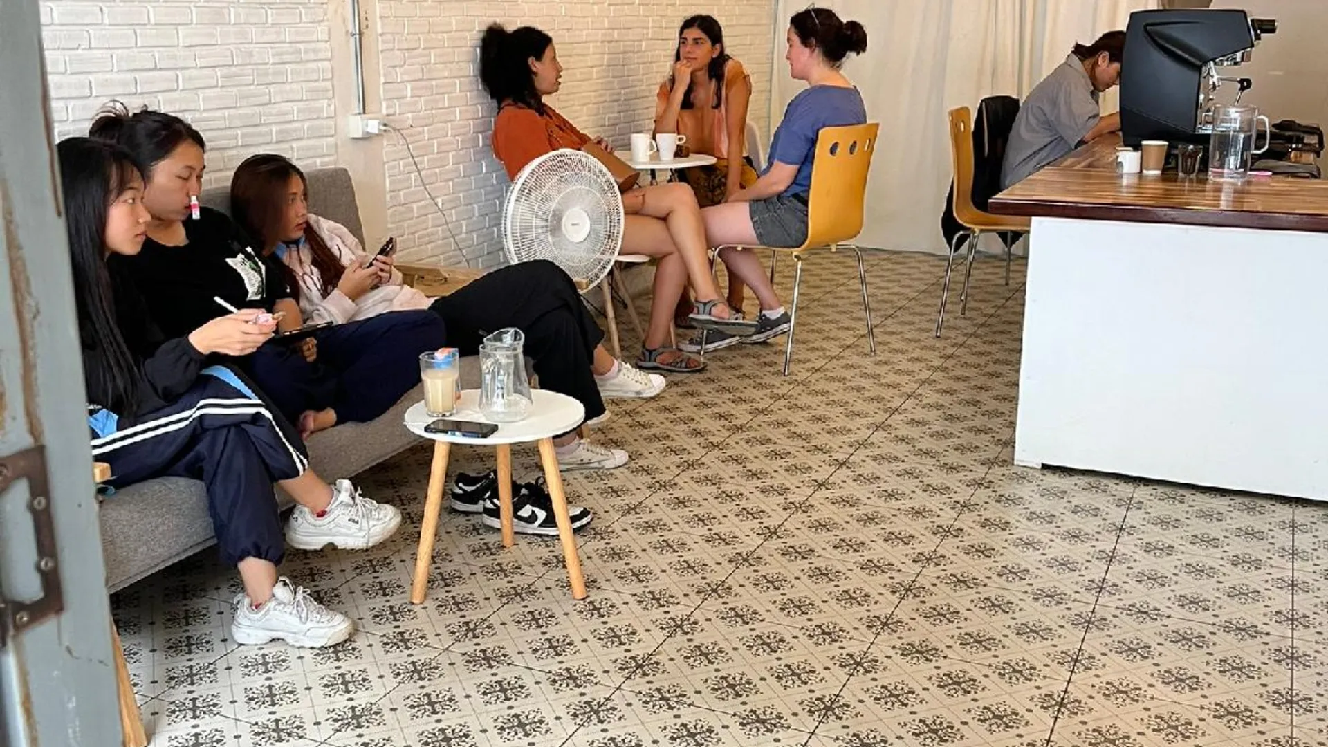 치앙라이 그래비티 호스텔 3성급 호텔 로비