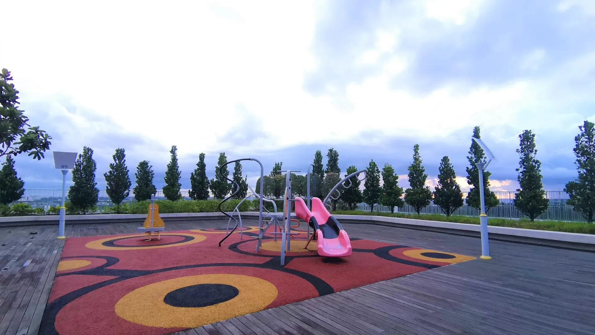 코타키나발루 탄중 아루의 아파트먼트 (68m², 침실 2개, 프라이빗 욕실 1개) 3성급 싱글룸 레스토랑