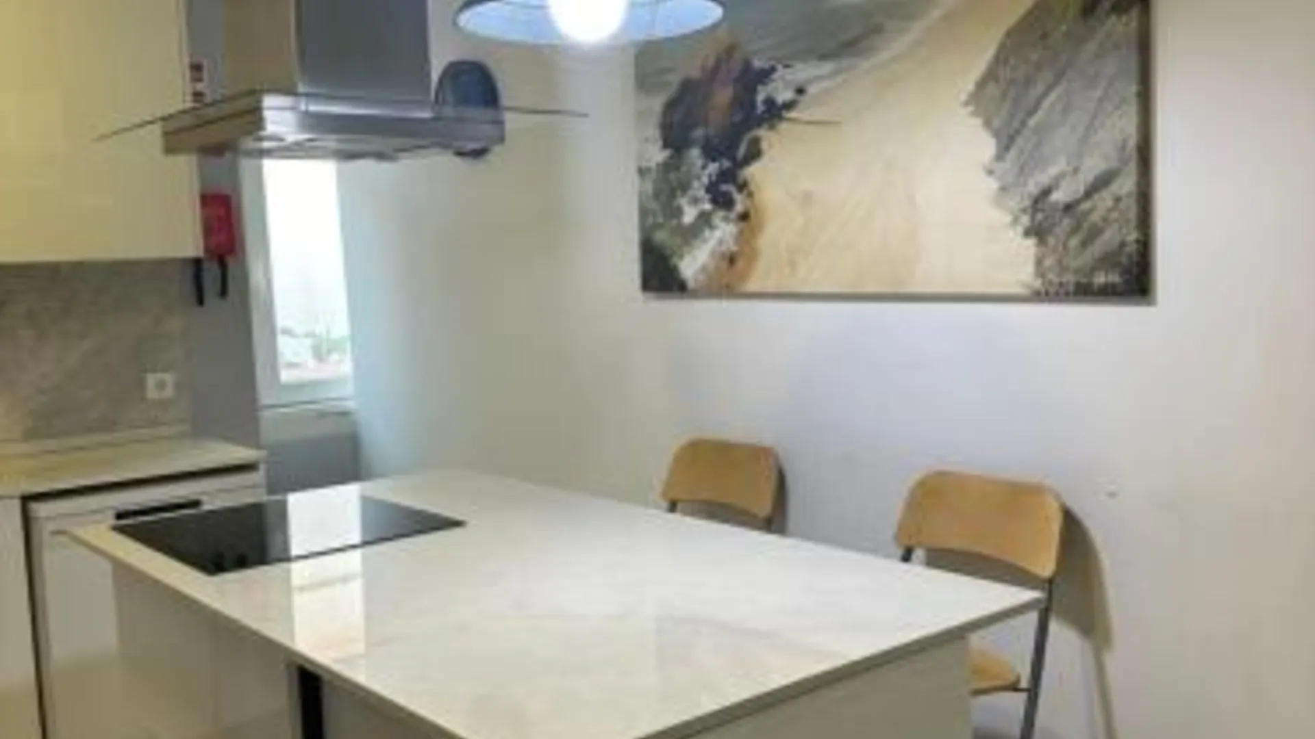 아마 도라 Finu Hub Guesthouse 2성급 호텔 수영장