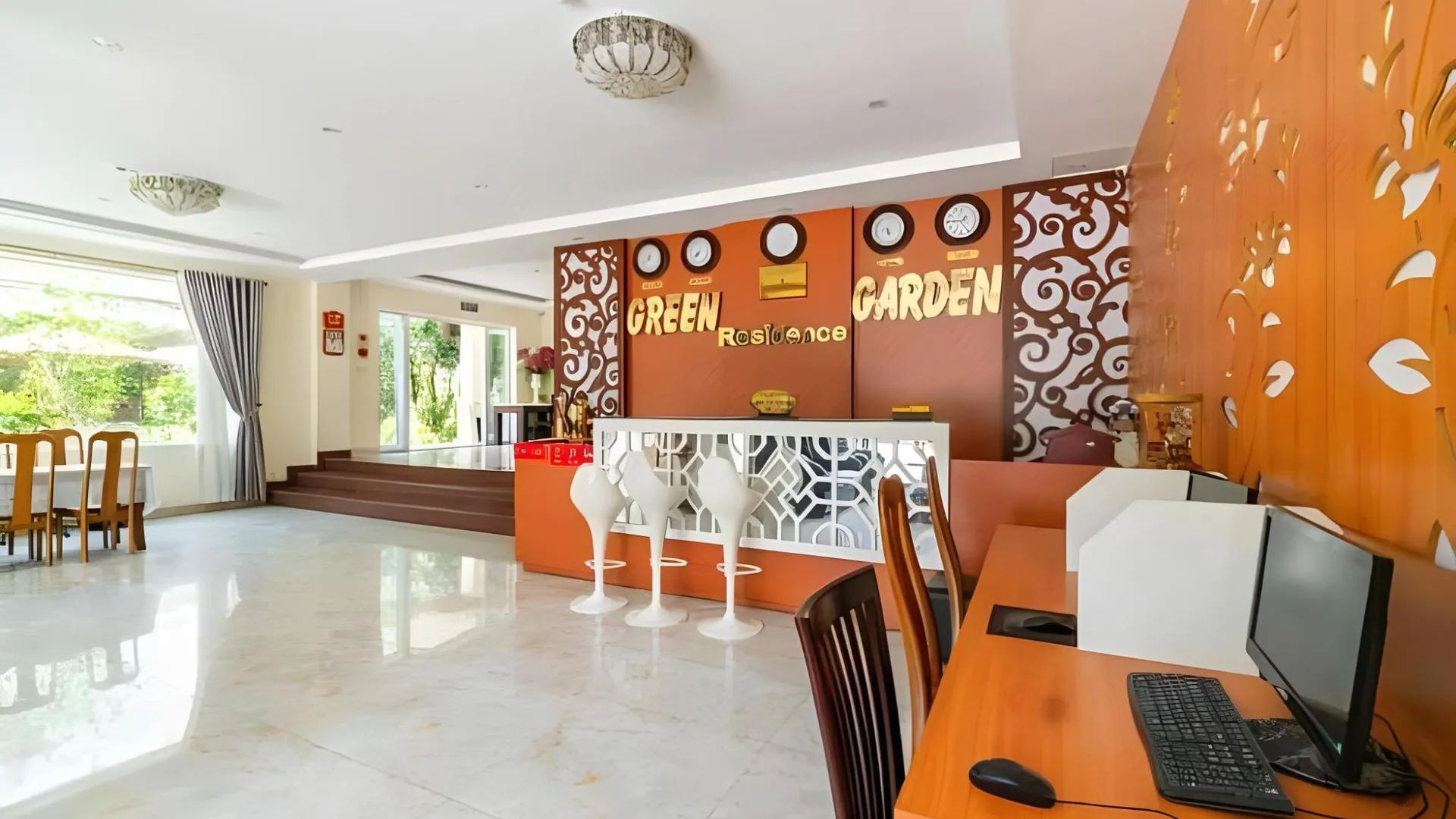 다낭 그린 가든 레지던스 호텔 - 비치까지 5m 2성급 호텔 로비