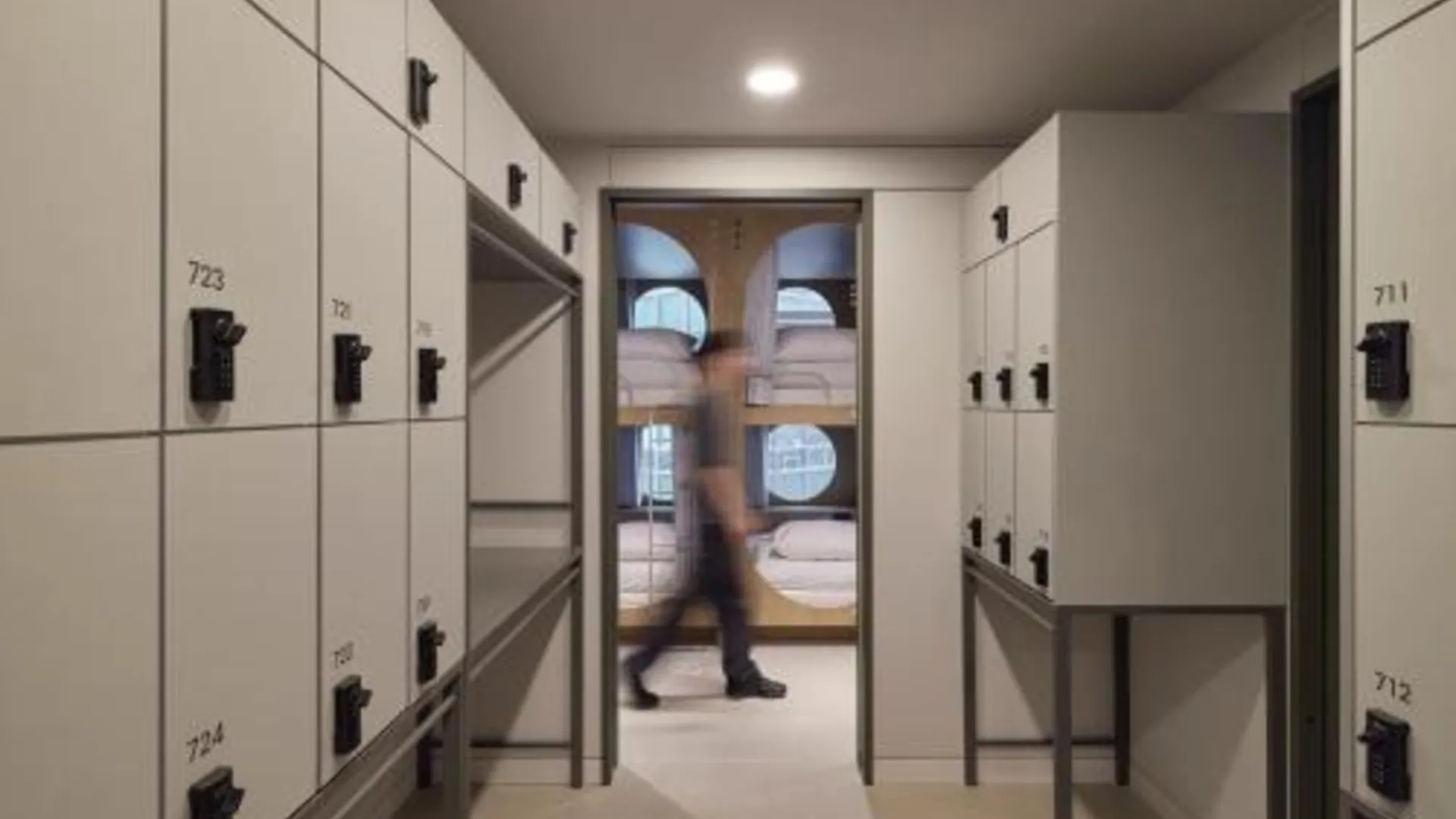 서울 호텔 드립앤드롭, 명동 3성급 호텔 외관