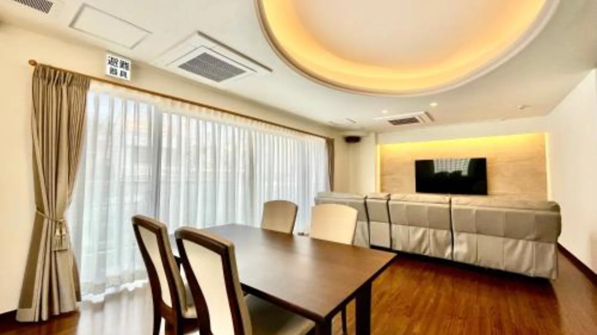 오키나와 본섬 호텔 텐시칸 쿠모지 3성급 호텔 로비