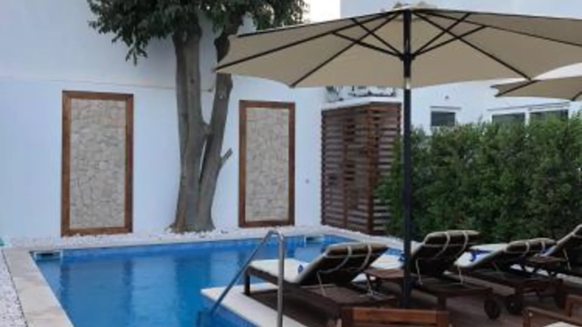 포르티망 Villa Rio Guest House Suites 4성급 호텔 외관