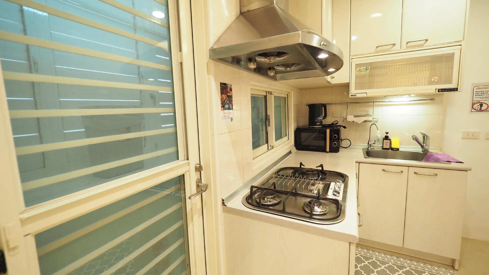 타이베이 다퉁 구의 프라이빗 하우스 (132m², 침실 4개, 프라이빗 욕실 1개) 3성급 싱글룸 레스토랑