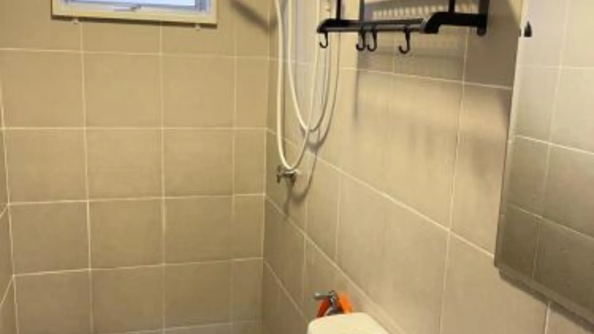 페칸 페칸 시티의 프라이빗 하우스 (2800m², 침실 3개, 프라이빗 욕실 2개) 3성급 게스트하우스 스위트룸