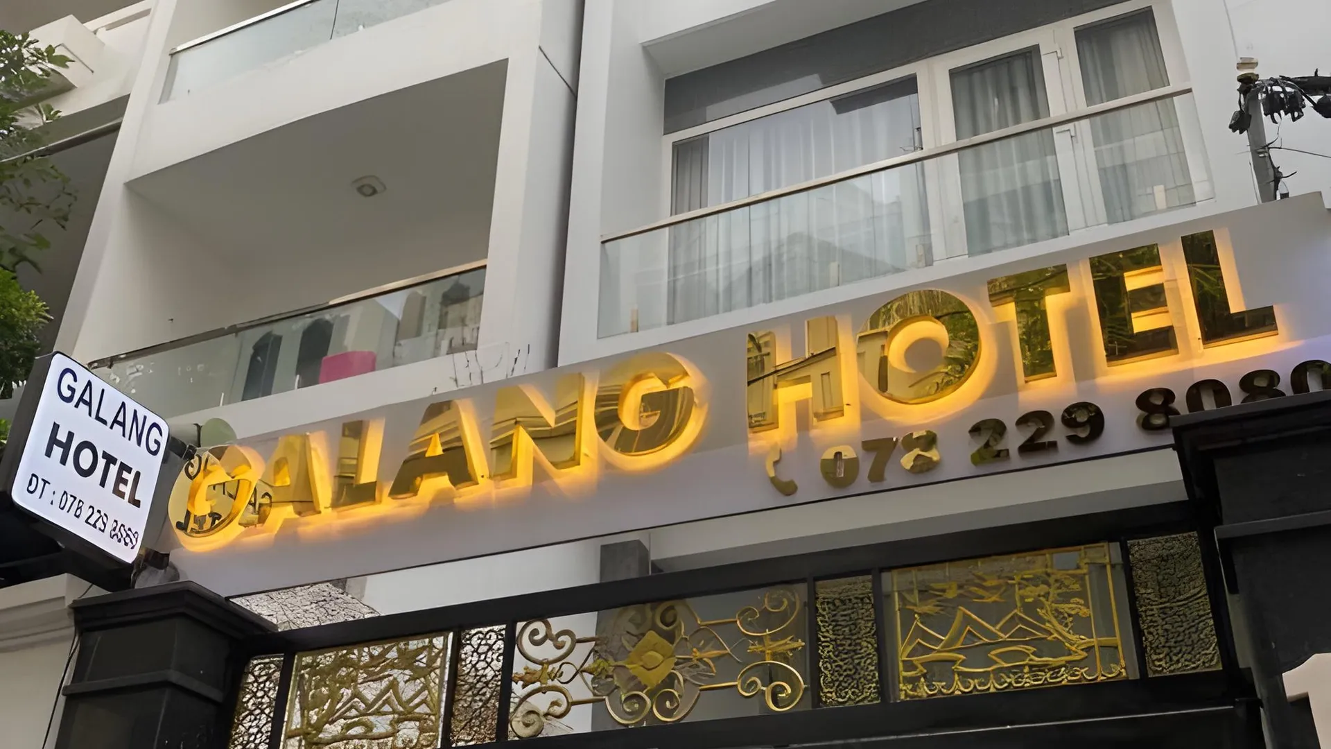 호치민 갈랑 호텔 2성급 호텔 외관