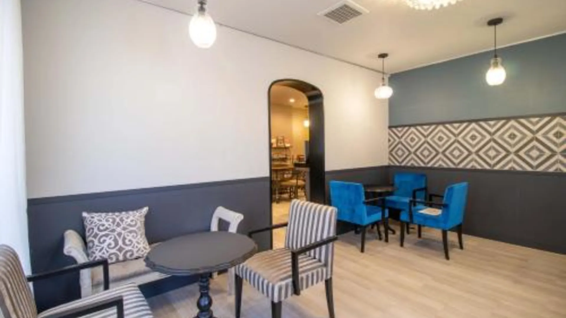 교토 프랑부아즈 교토 호텔 드 참 3성급 호텔 수영장