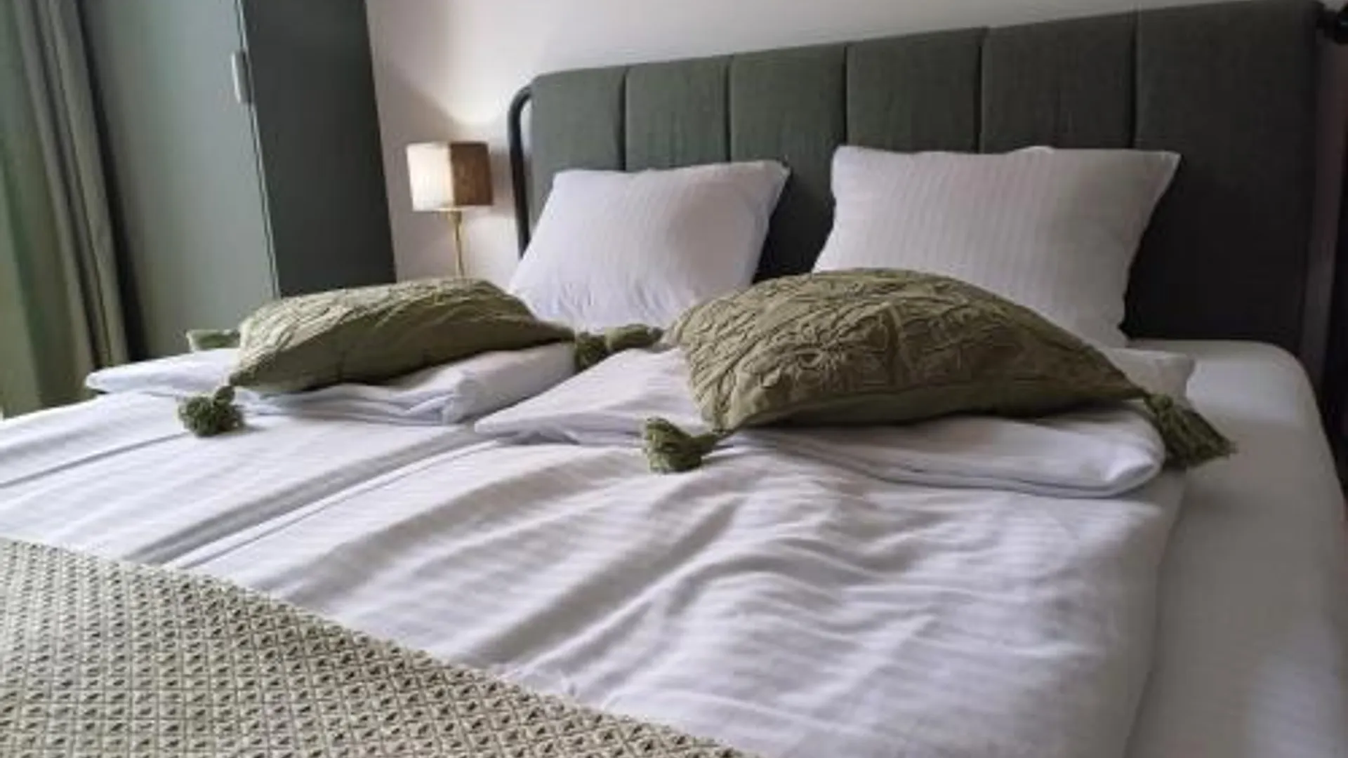 벨리코 그라디스테 Code3 Srebrno Jezero 3성급 싱글룸 부대시설