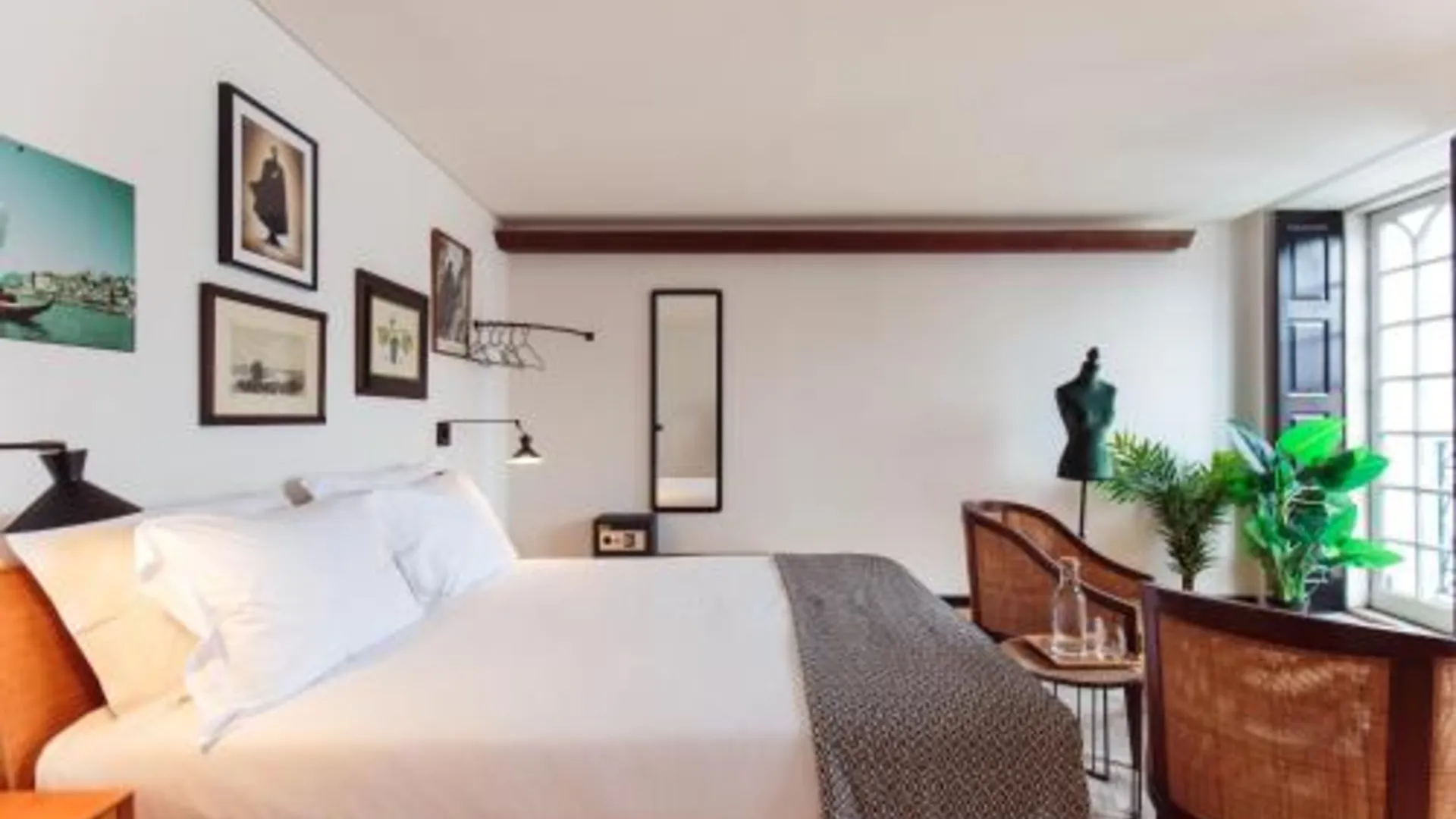 빌라 노바 드 가이아 더 하우스 오브 샌드맨 - 호스텔 앤 스위트 4성급 호텔 전망