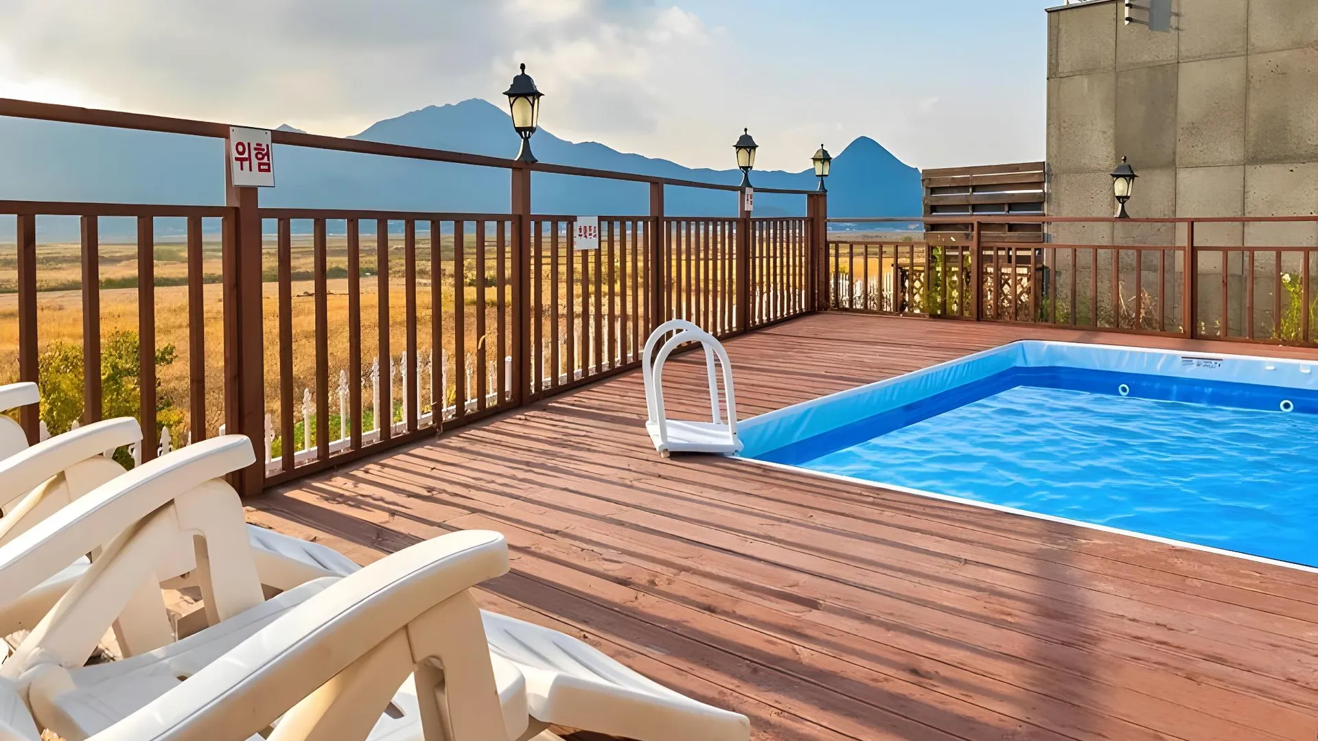 인천 강화 헤밍웨이 펜션 2성급 게스트하우스 수영장