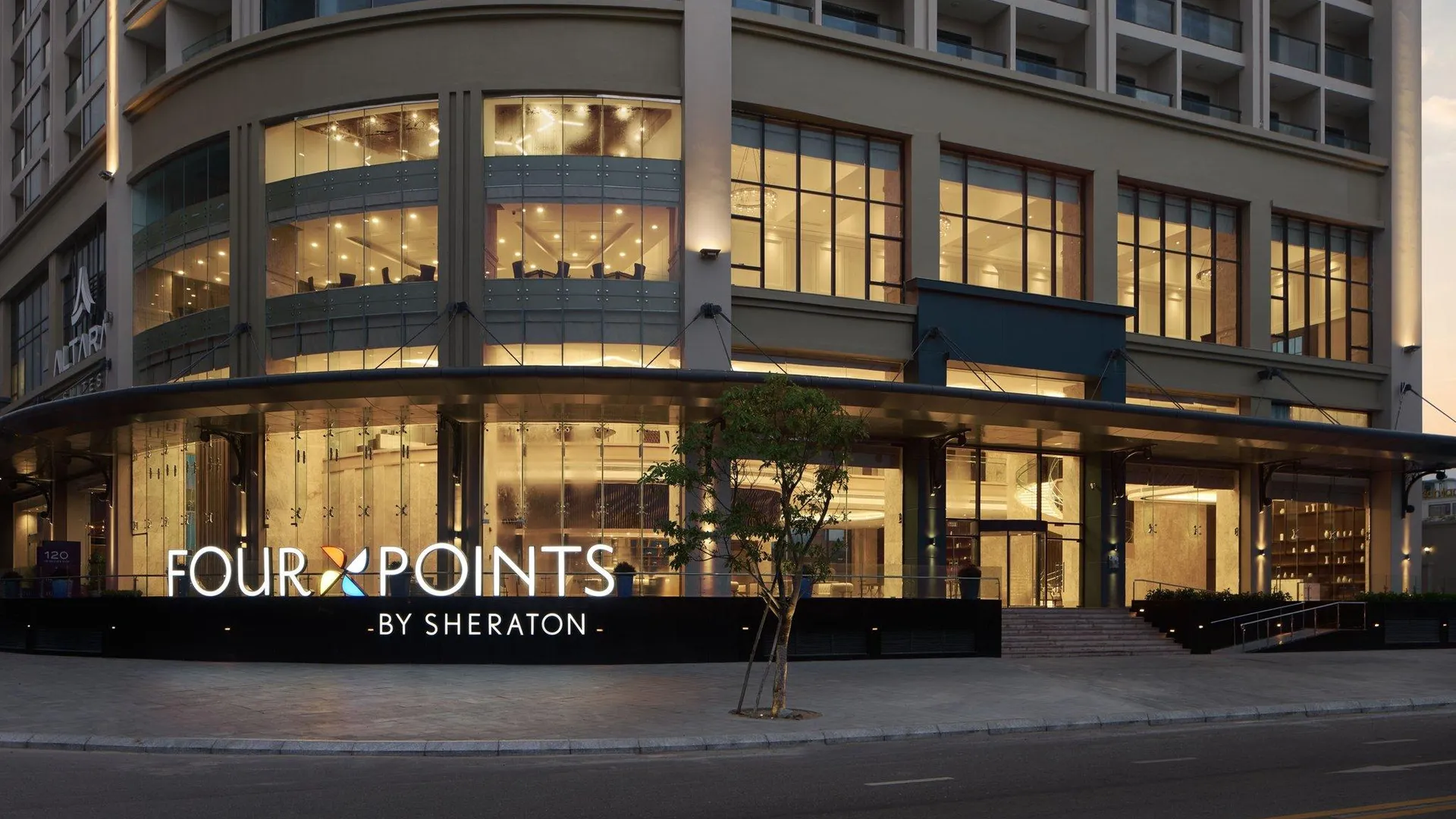 다낭 포 포인츠 바이 쉐라톤 다낭 5성급 호텔 부대시설