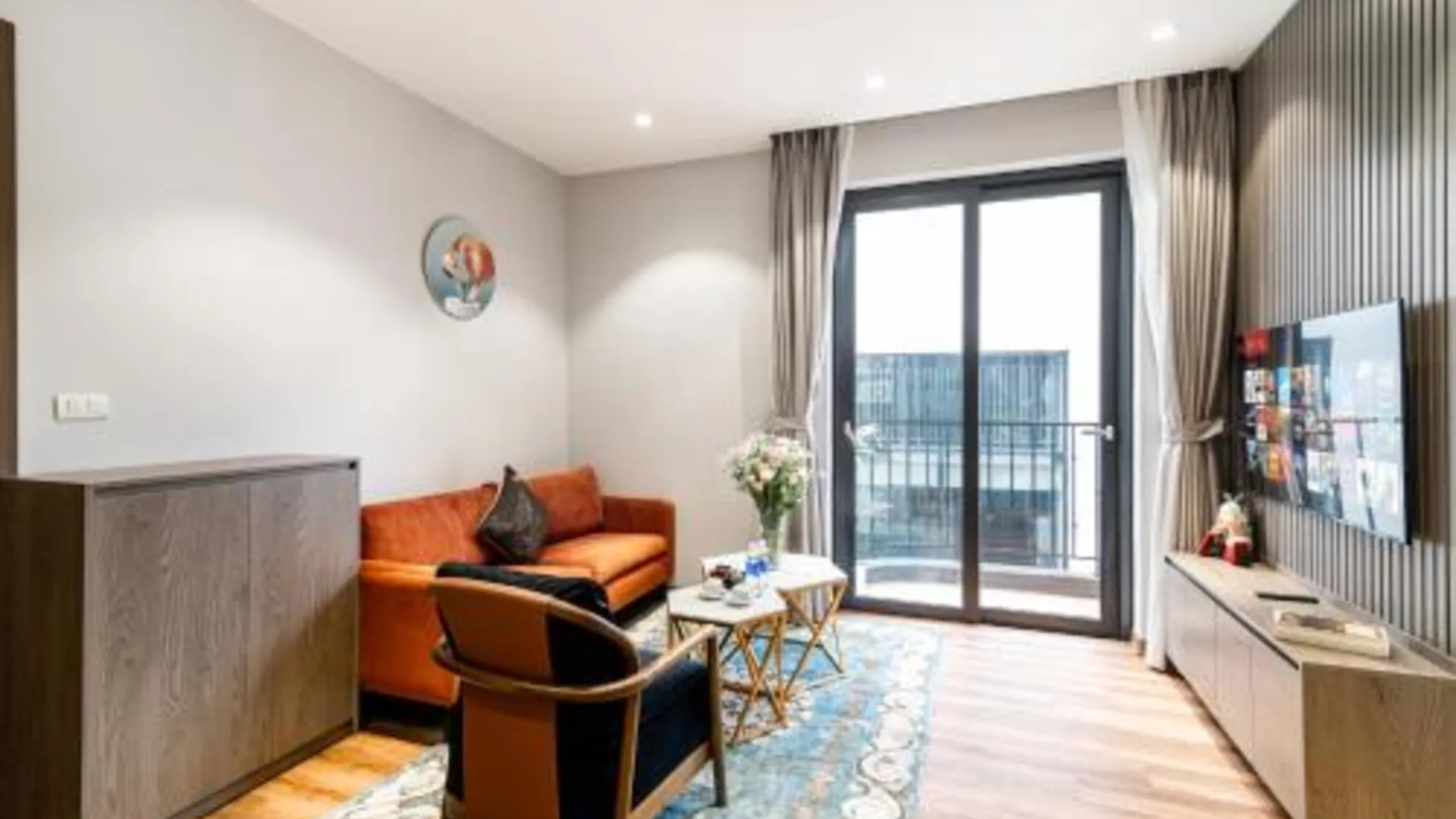 하노이 럭스 파라다이스 스위트 호텔 토 응옥 반 3성급 호텔 외관