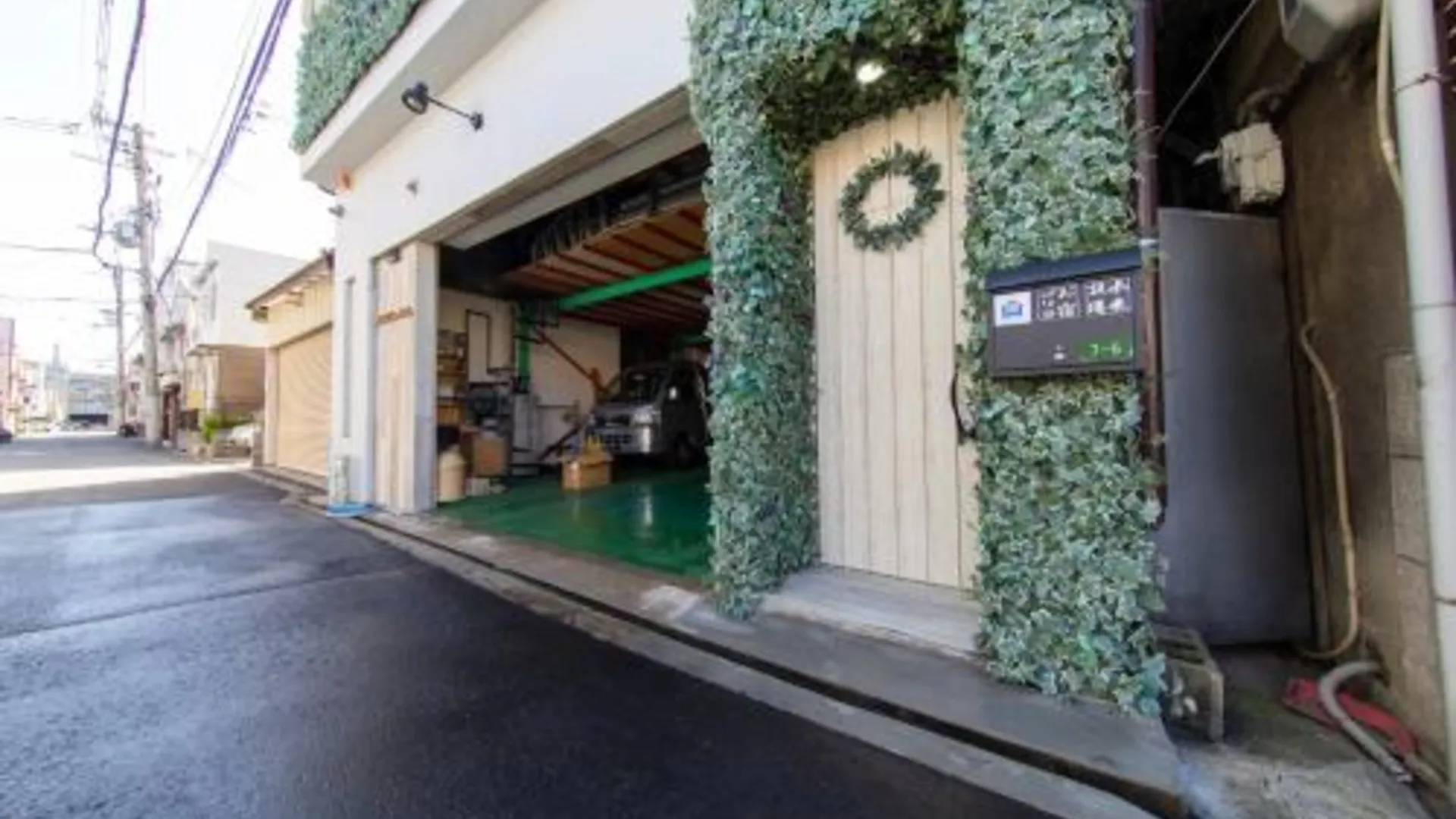 오사카 게스트하우스 고릴라 2성급 호텔 수영장