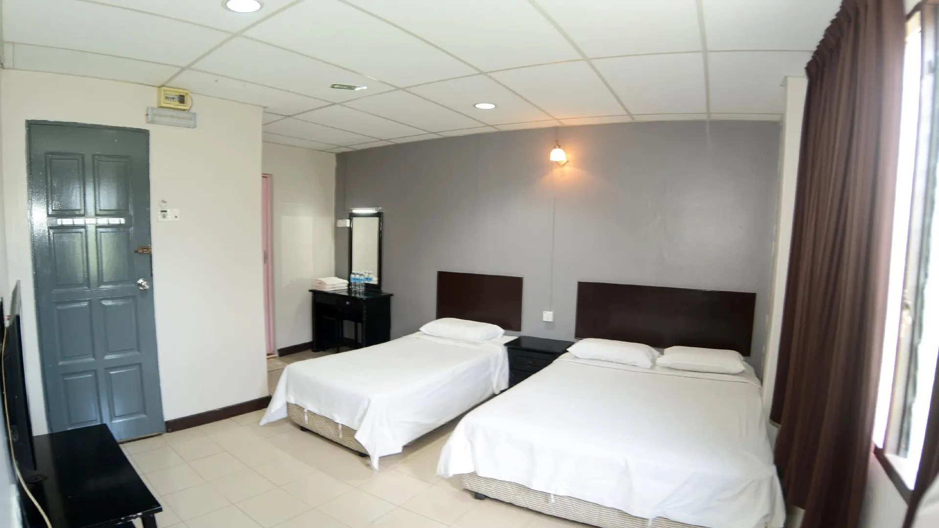 쿠알라 리피스 폴리 스타 호텔 호텔 스위트룸