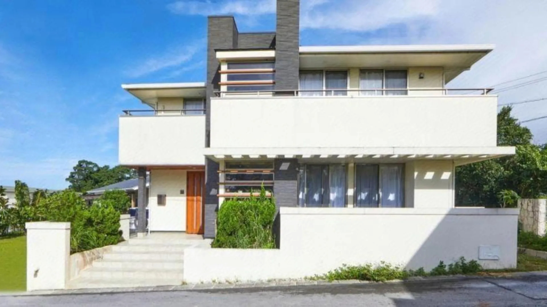 오키나와 본섬 E-호라이즌 리조트 콘도미니엄 나고 E 3성급 호텔 전망