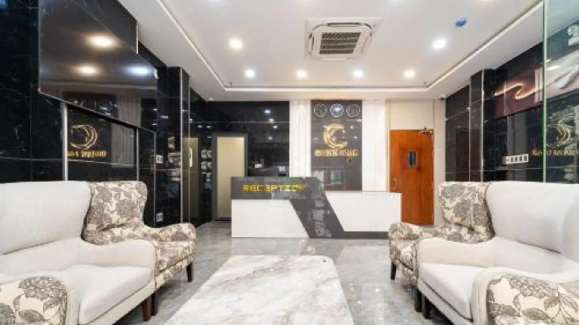 호치민 골든 루나 호텔 - 부이비엔 워킹 스트리트 2성급 호텔 로비